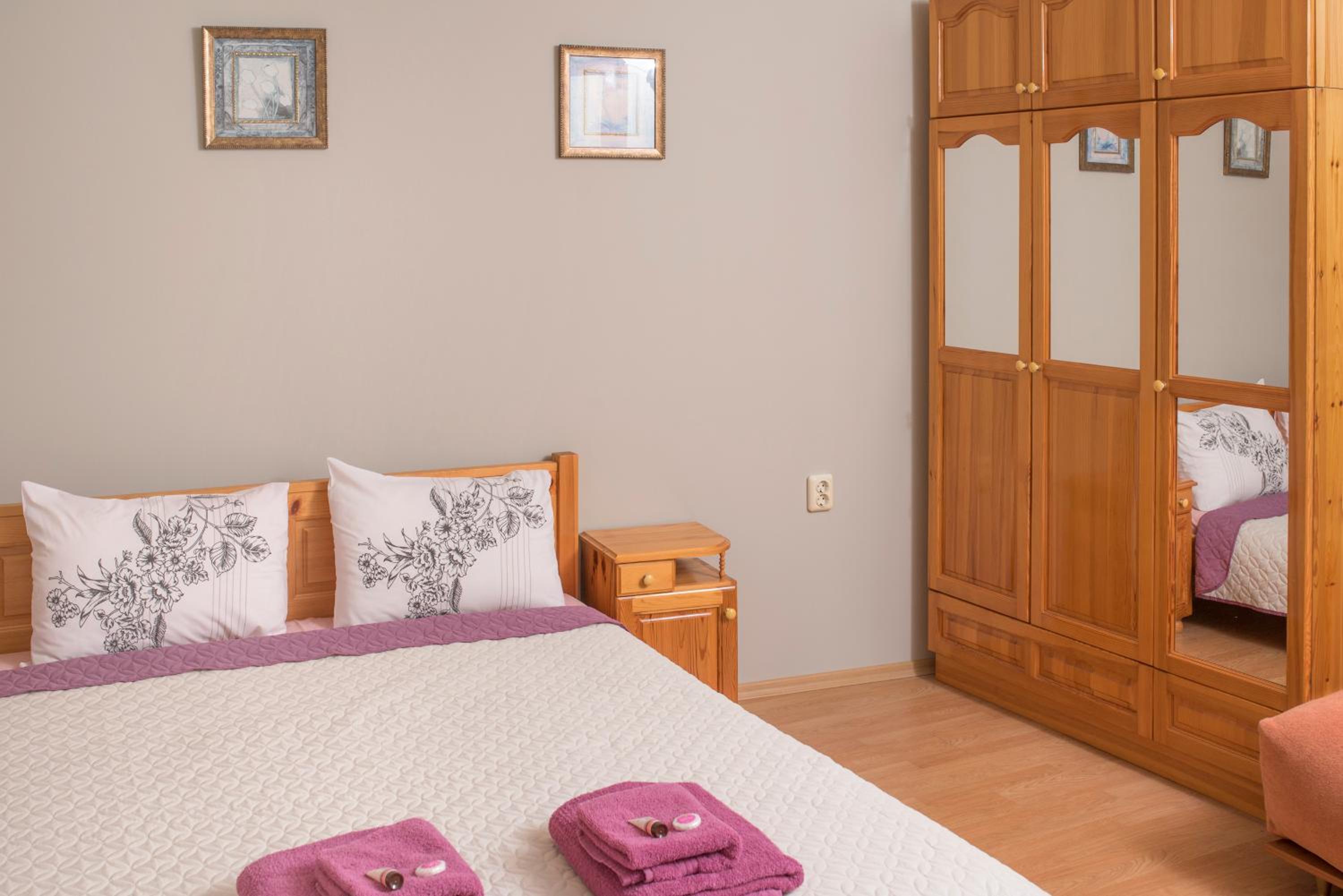 The Sunny Guest House of Veliko Tarnovo-Amazing View, Top Location