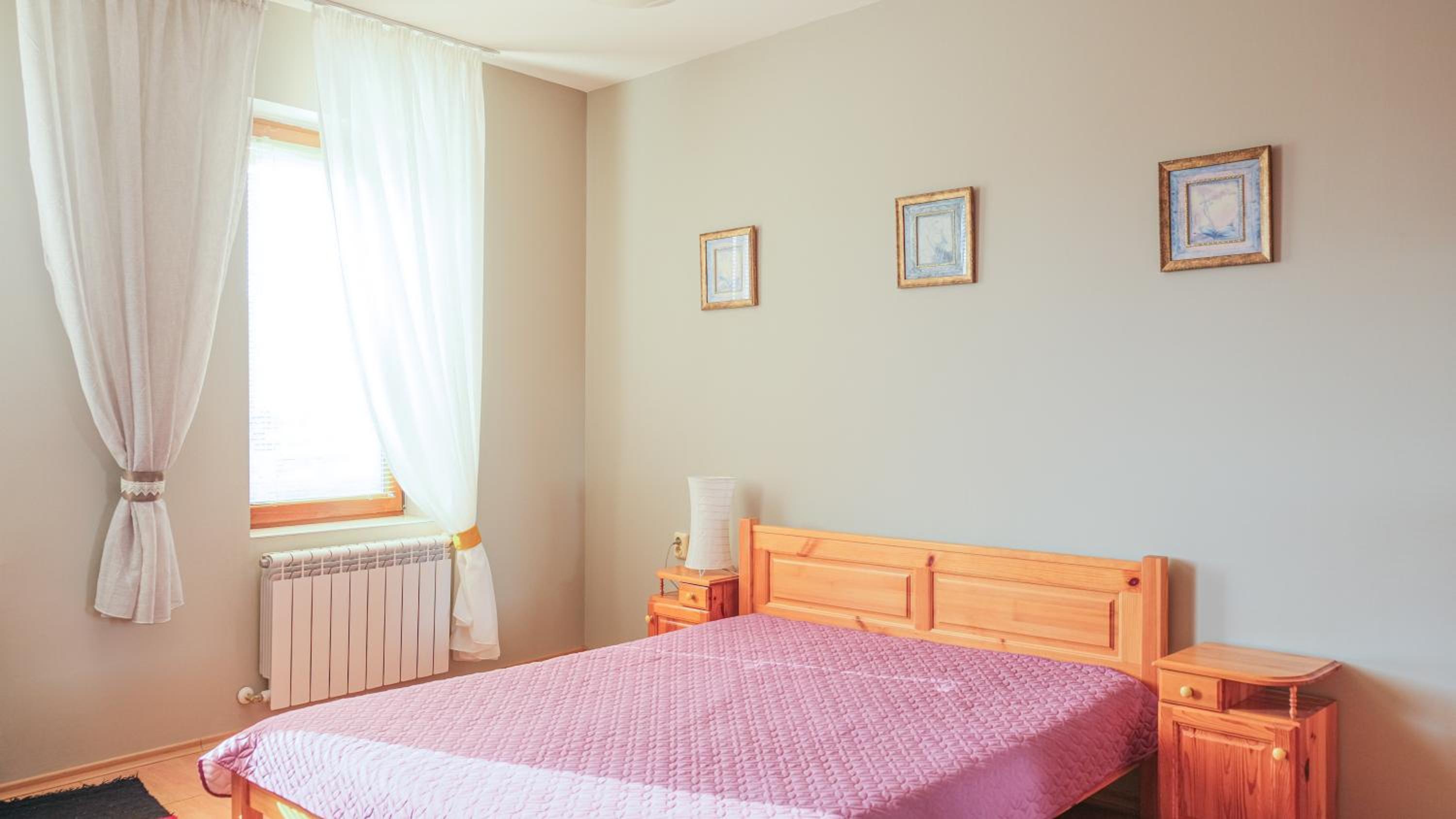 The Sunny Guest House of Veliko Tarnovo-Amazing View, Top Location