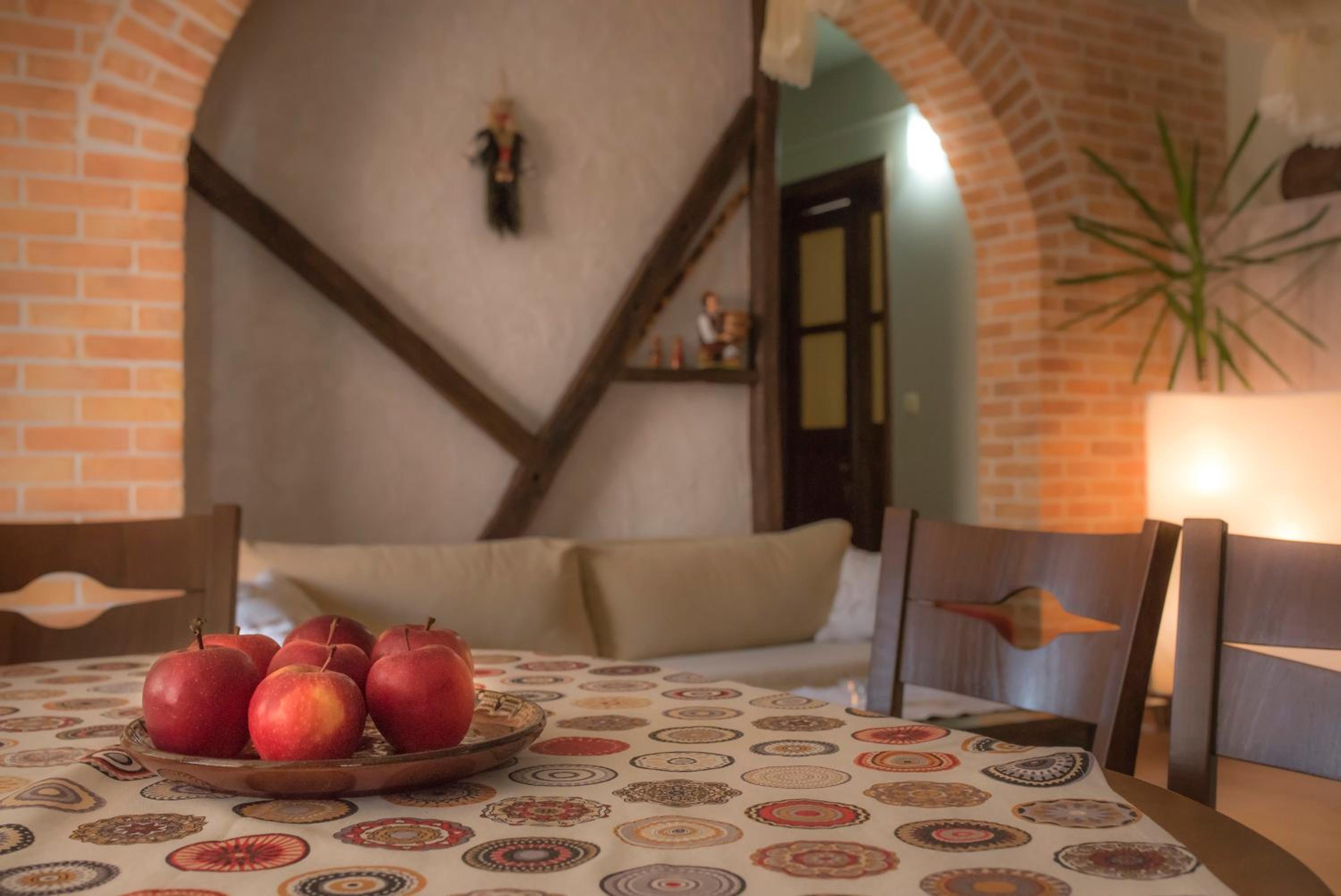 The Sunny Guest House of Veliko Tarnovo-Amazing View, Top Location