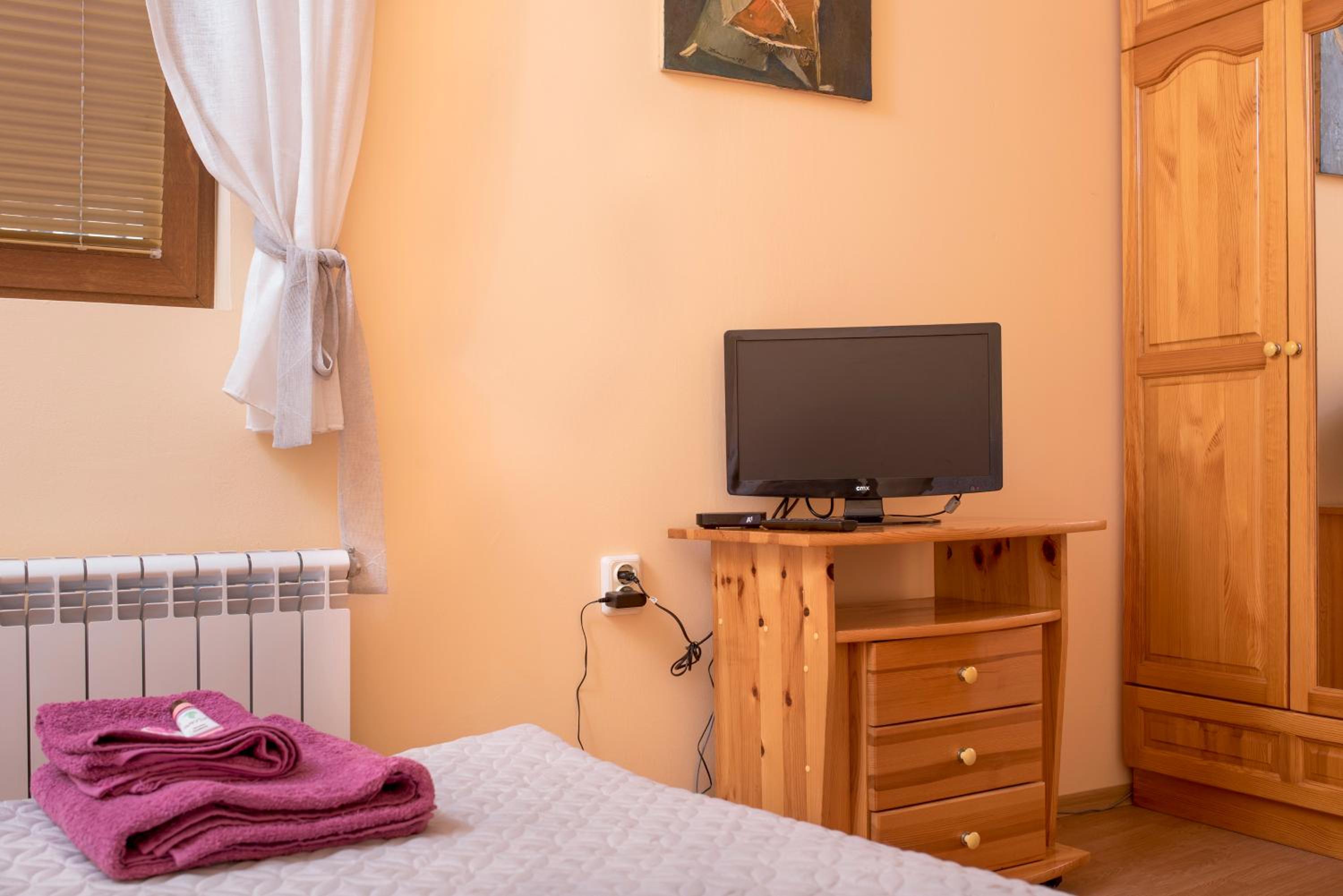 The Sunny Guest House of Veliko Tarnovo-Amazing View, Top Location
