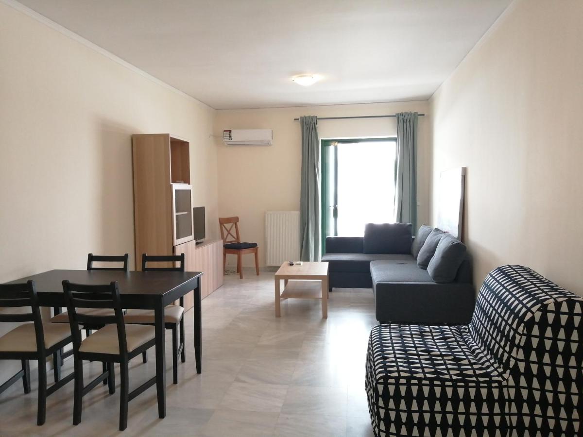 Hotel Spacious Apartment in Nafplio City Center - Image 1