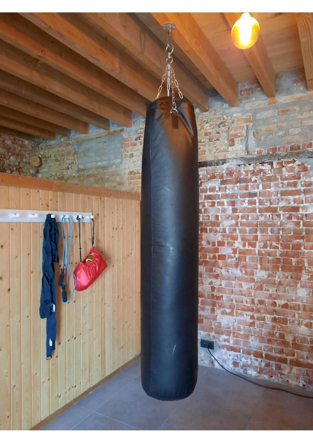 Maenhoudthoeve met zwembad en sauna