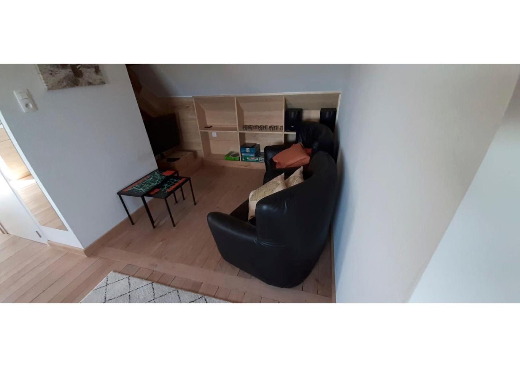 Maenhoudthoeve met zwembad en sauna