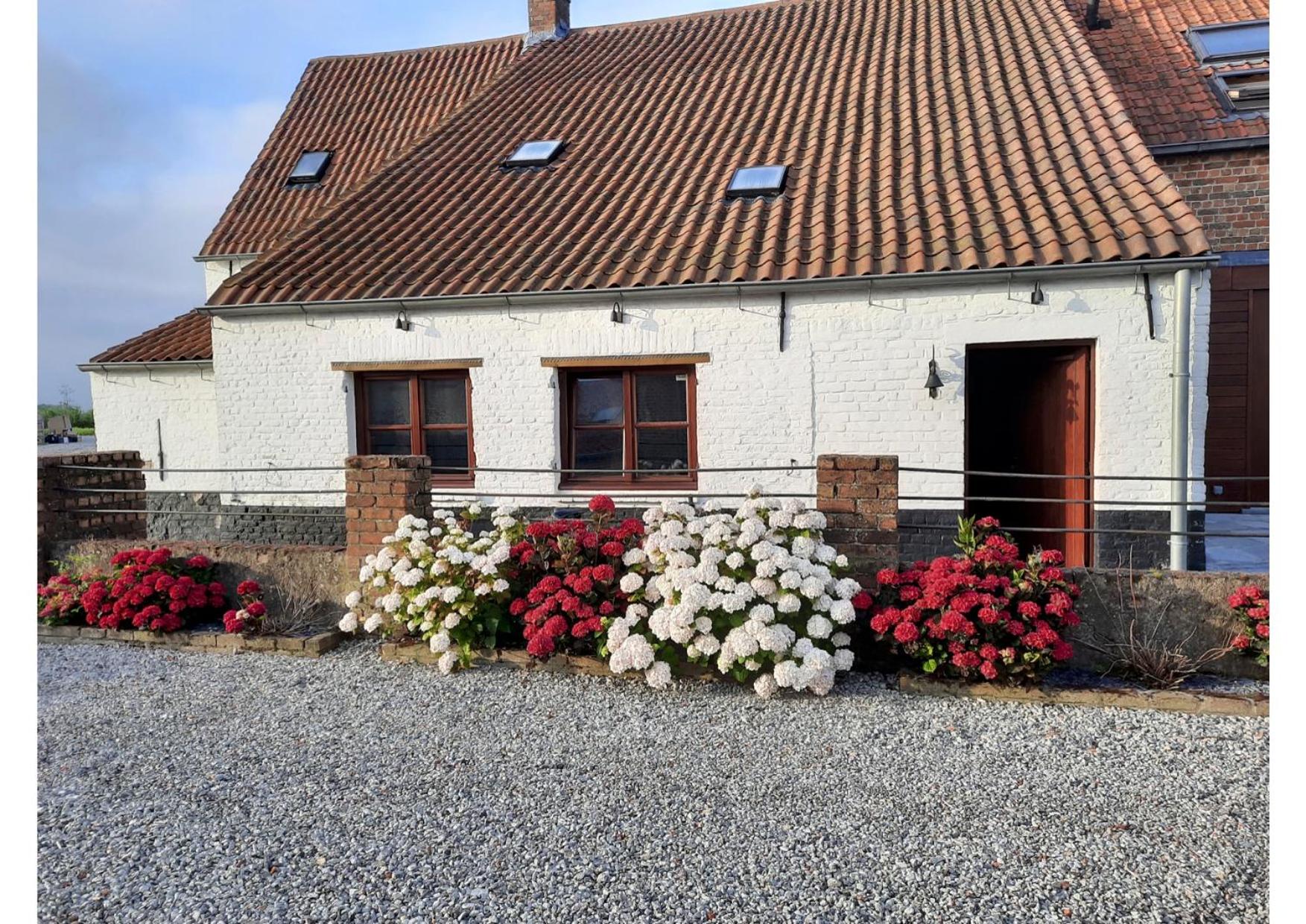 Maenhoudthoeve met zwembad en sauna