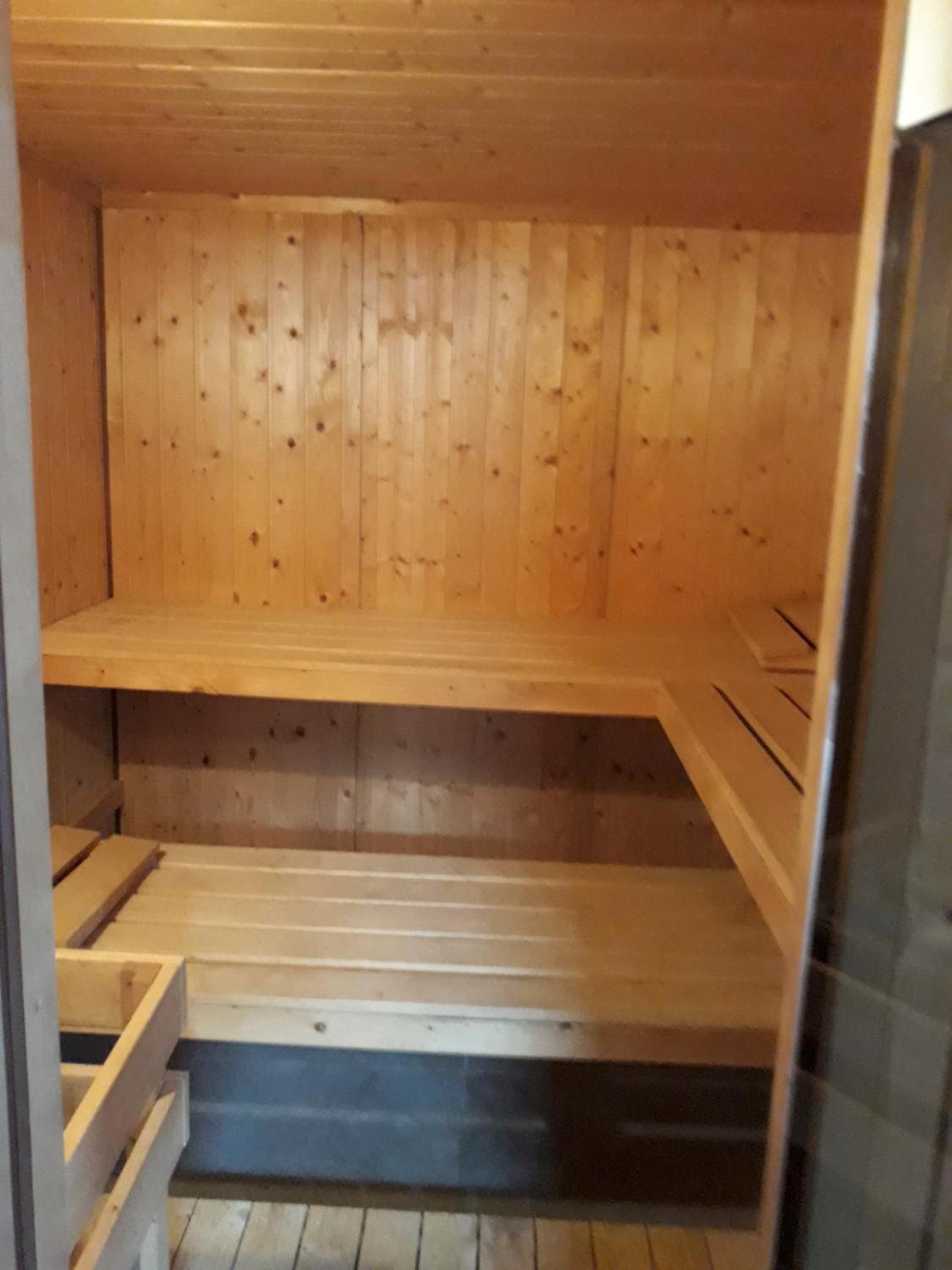 Maenhoudthoeve met zwembad en sauna