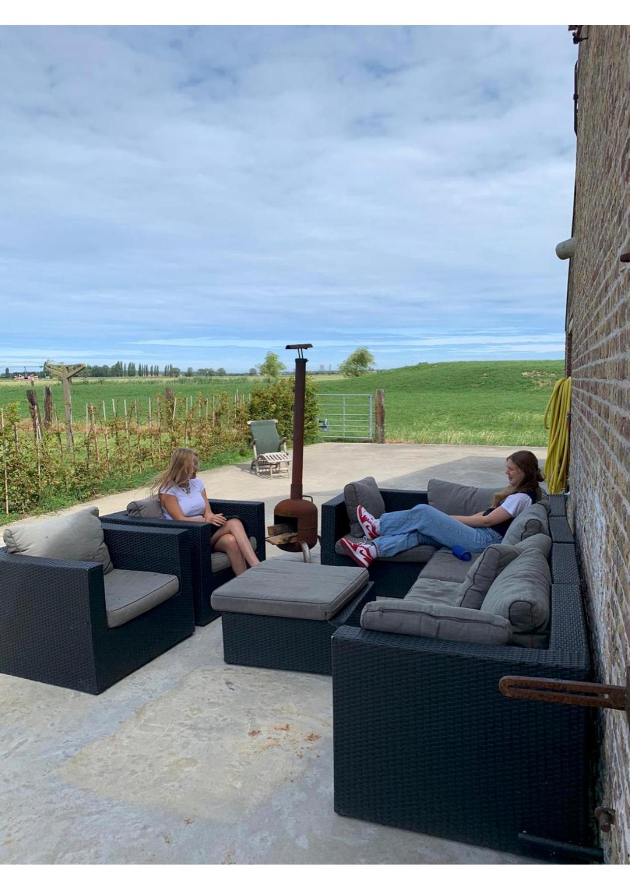Maenhoudthoeve met zwembad en sauna