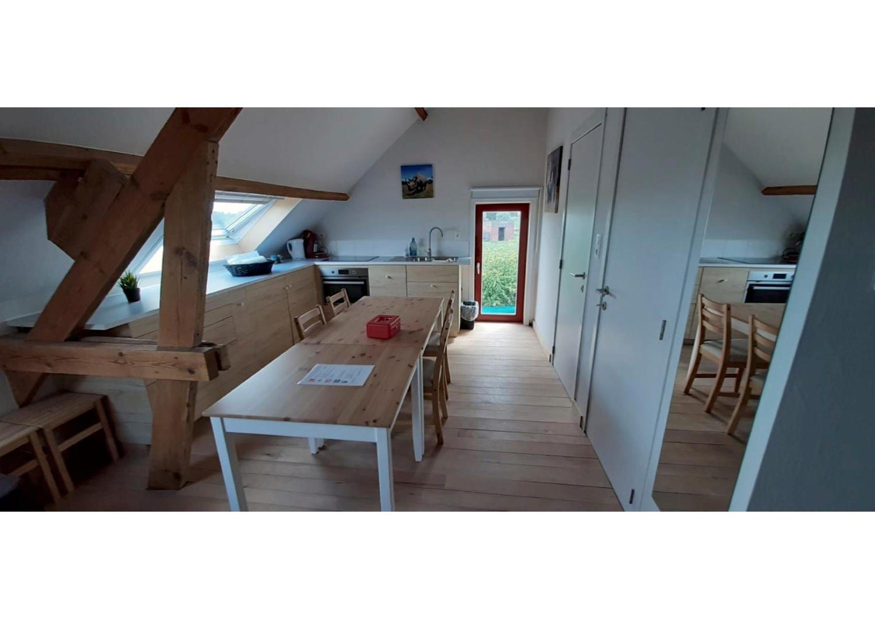 Maenhoudthoeve met zwembad en sauna