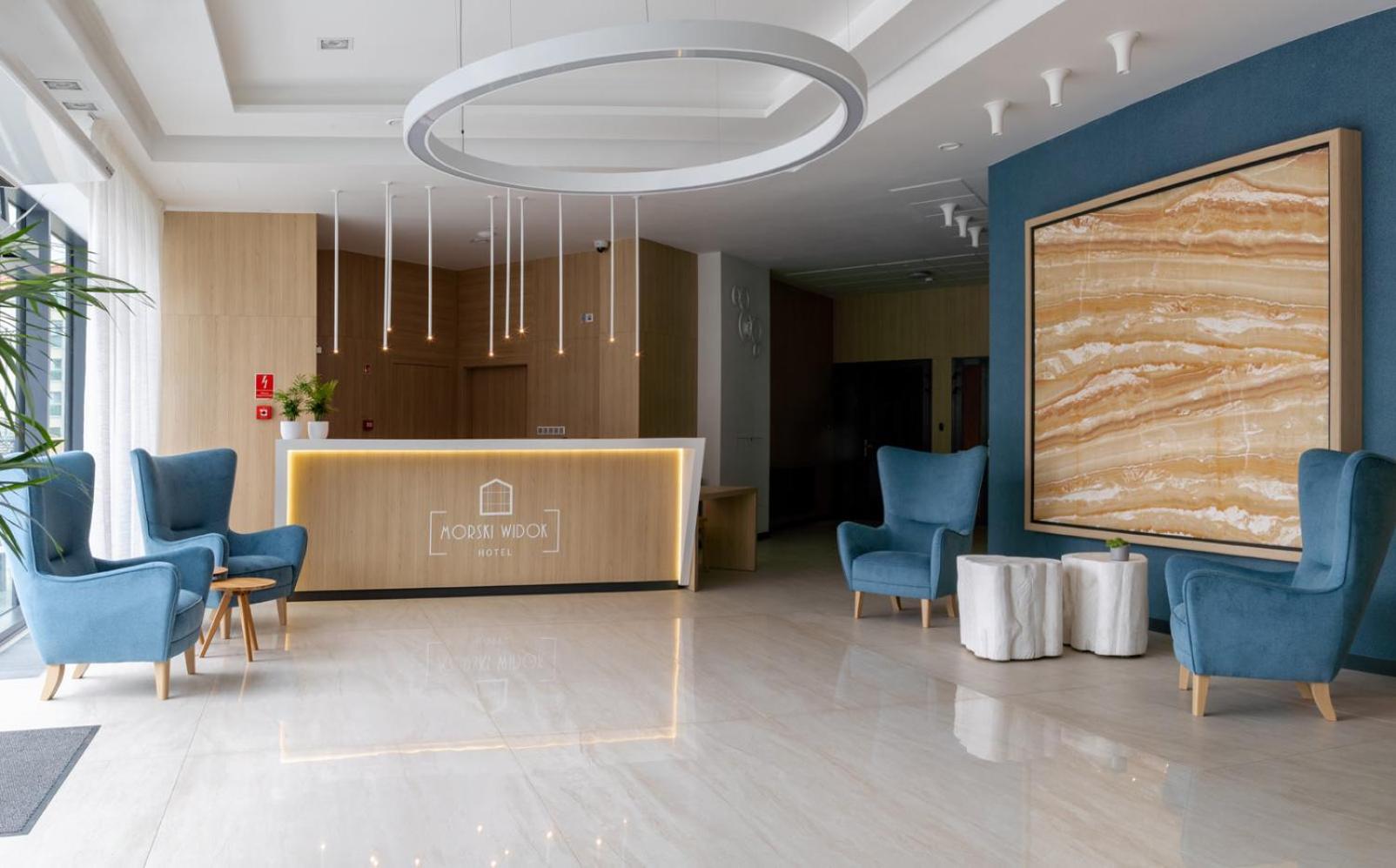 Lobby & Reception