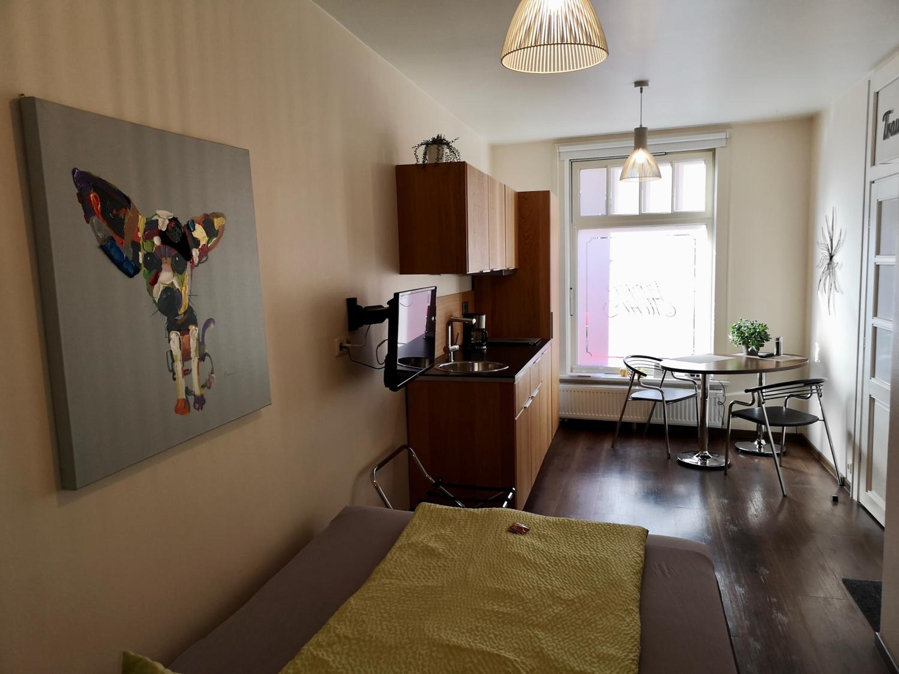 Photo 12