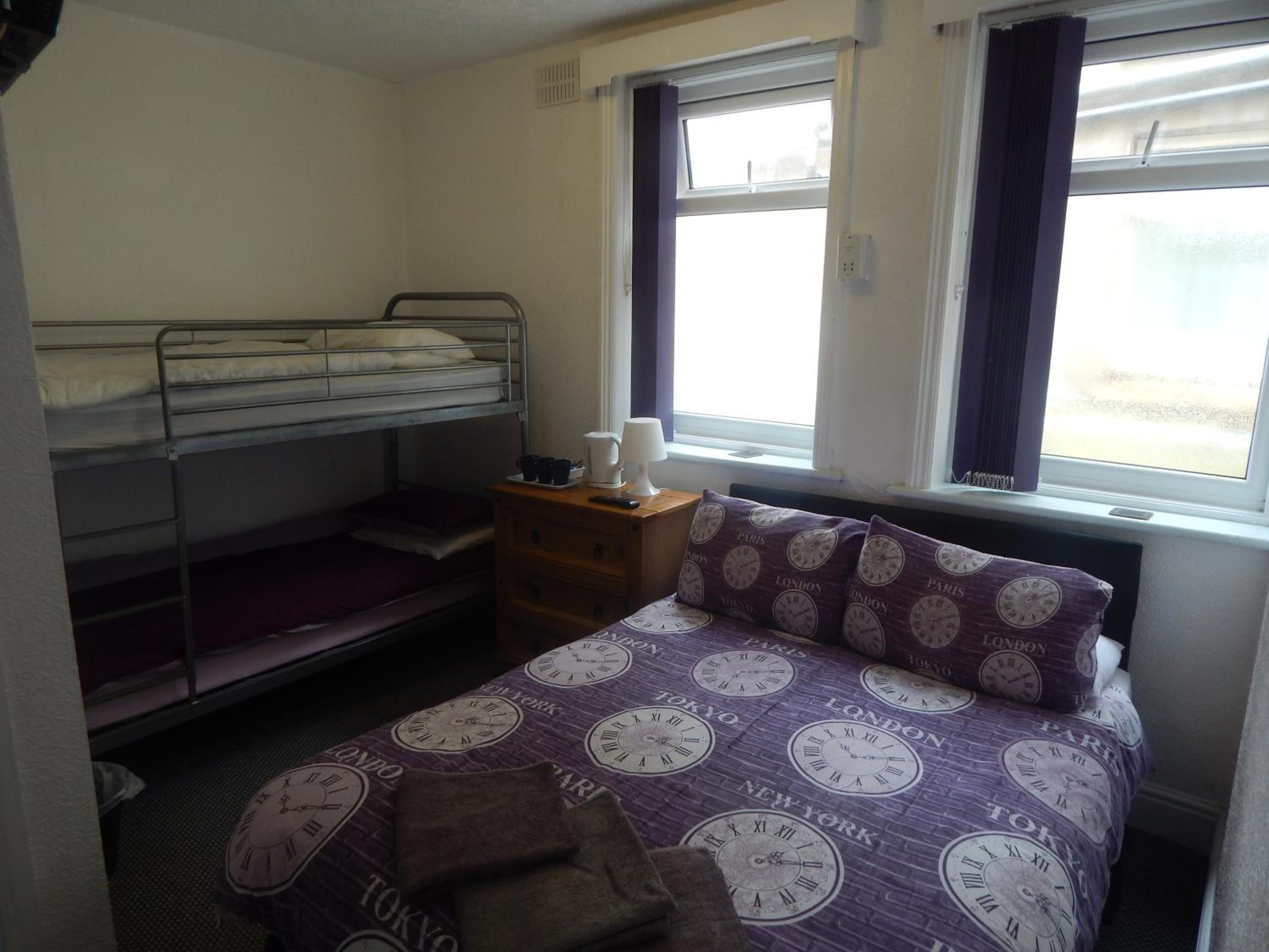 Llanryan Guest House view 3