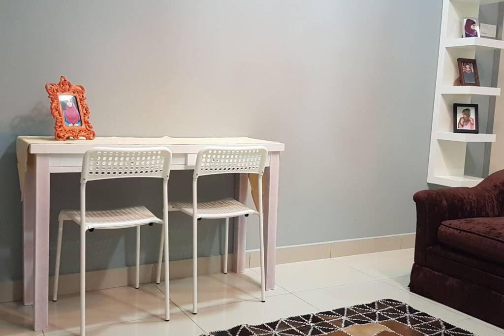 Private studio at Bukit Jelutong photo 8