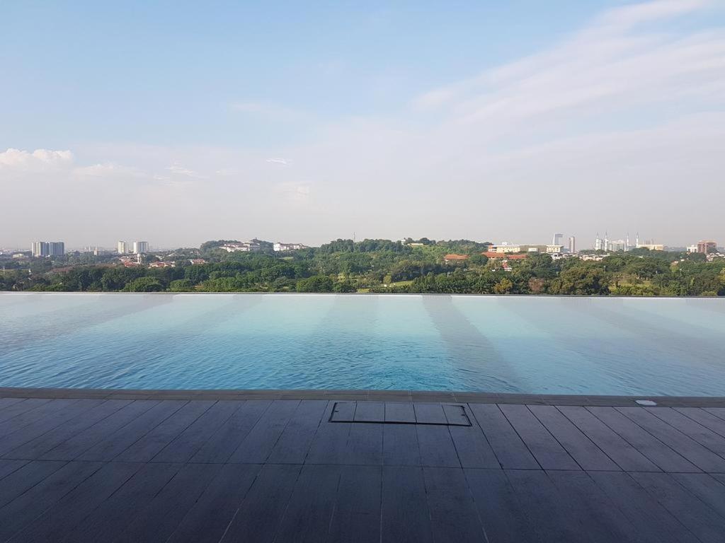 Private studio at Bukit Jelutong photo 6