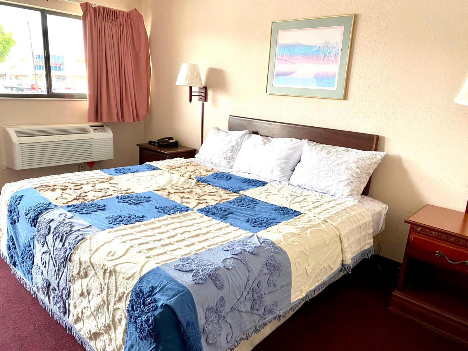 Altamonte Springs Vacations - REGENCY INN - Property Image 4