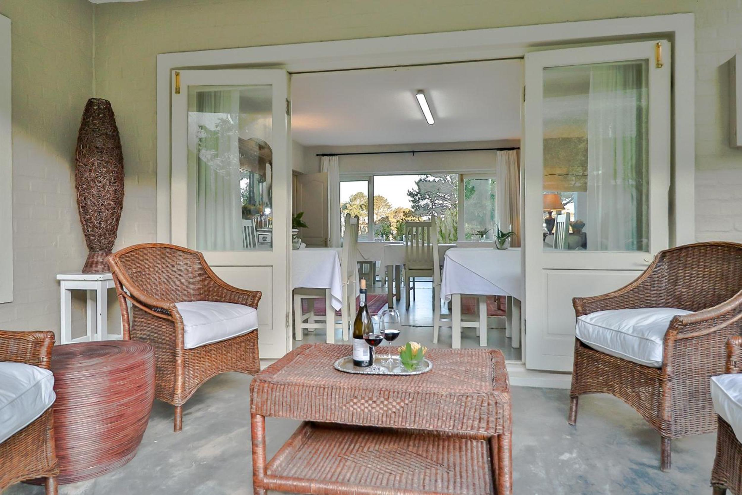Hermanus Lodge on the Green - Solar Power — photo 35