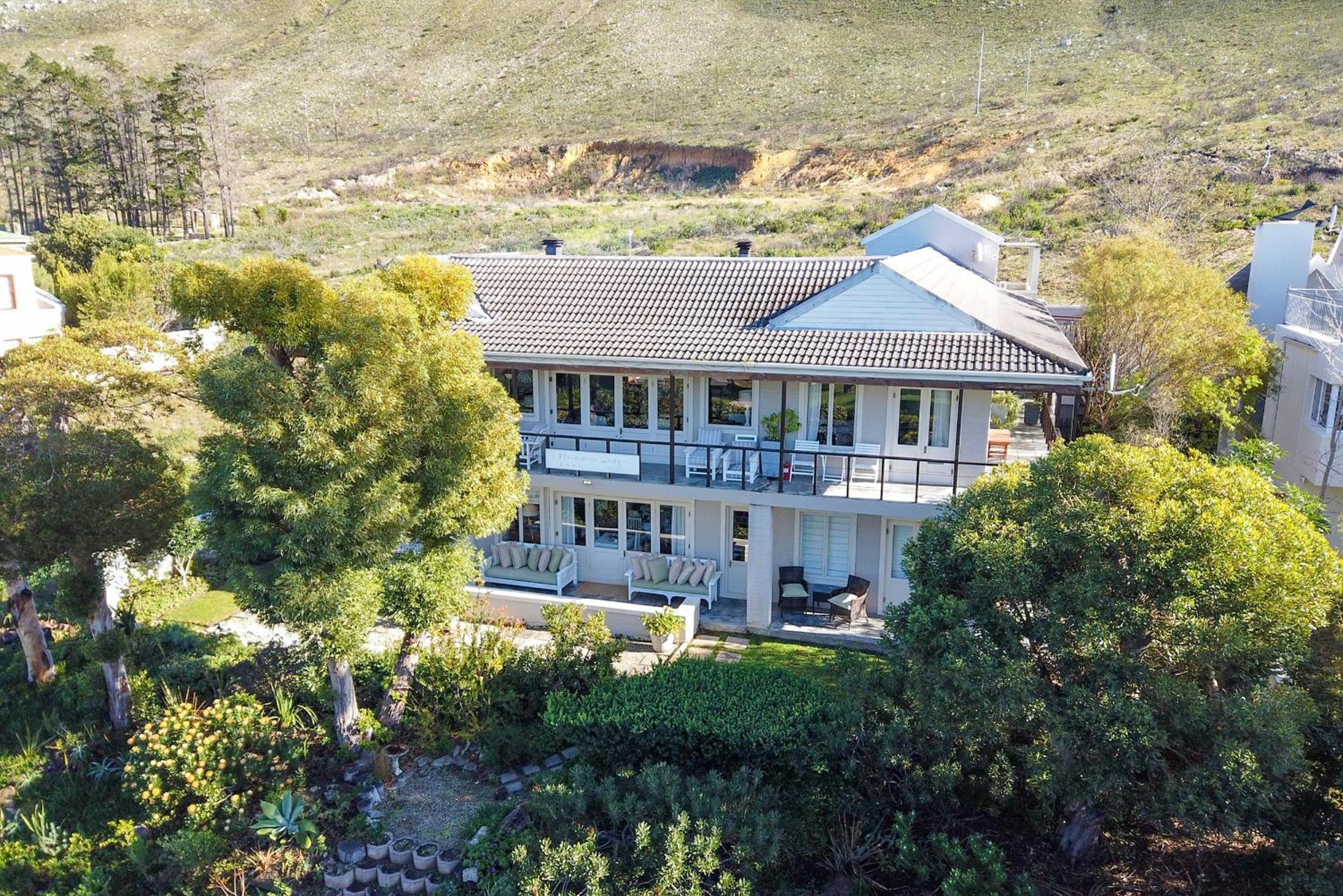 Hermanus Lodge on the Green - Solar Power — photo 41
