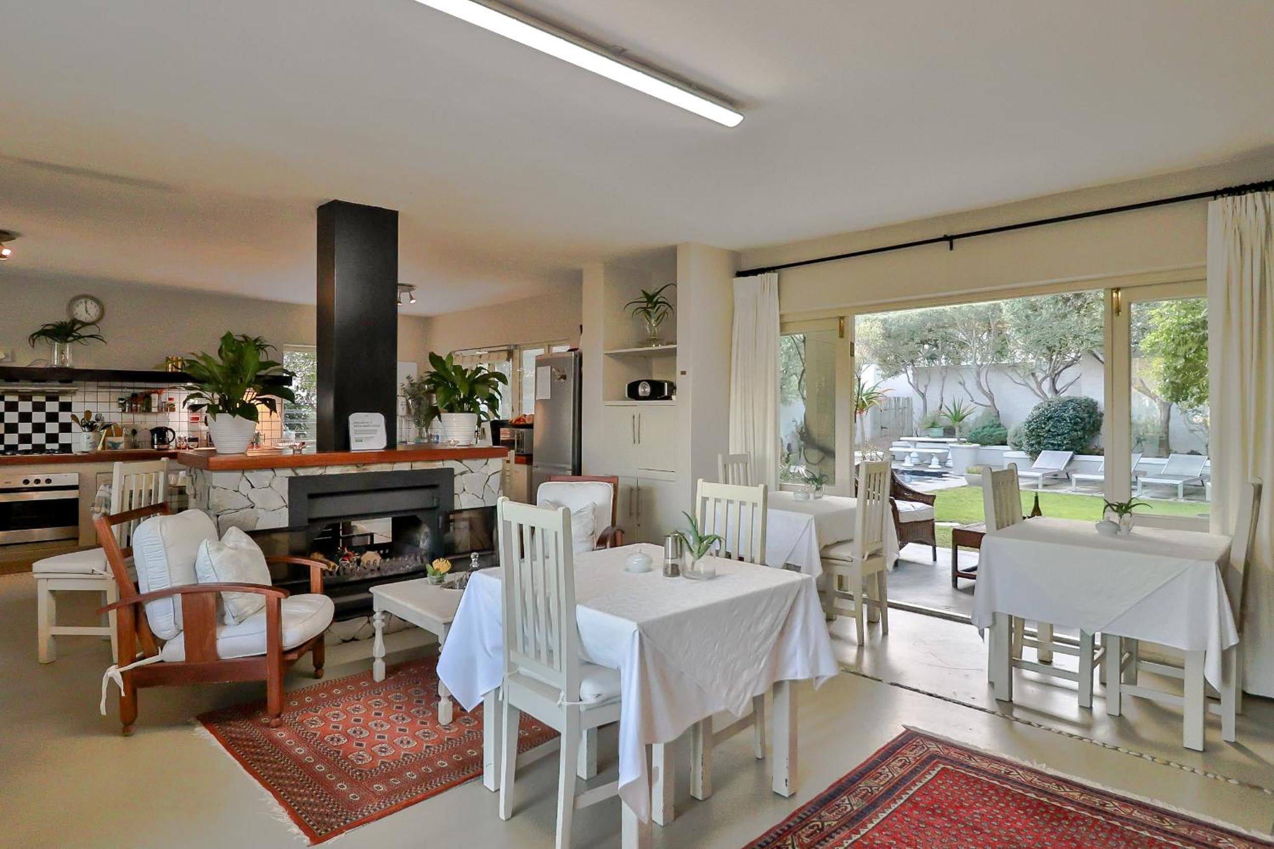 Hermanus Lodge on the Green - Solar Power — photo 36