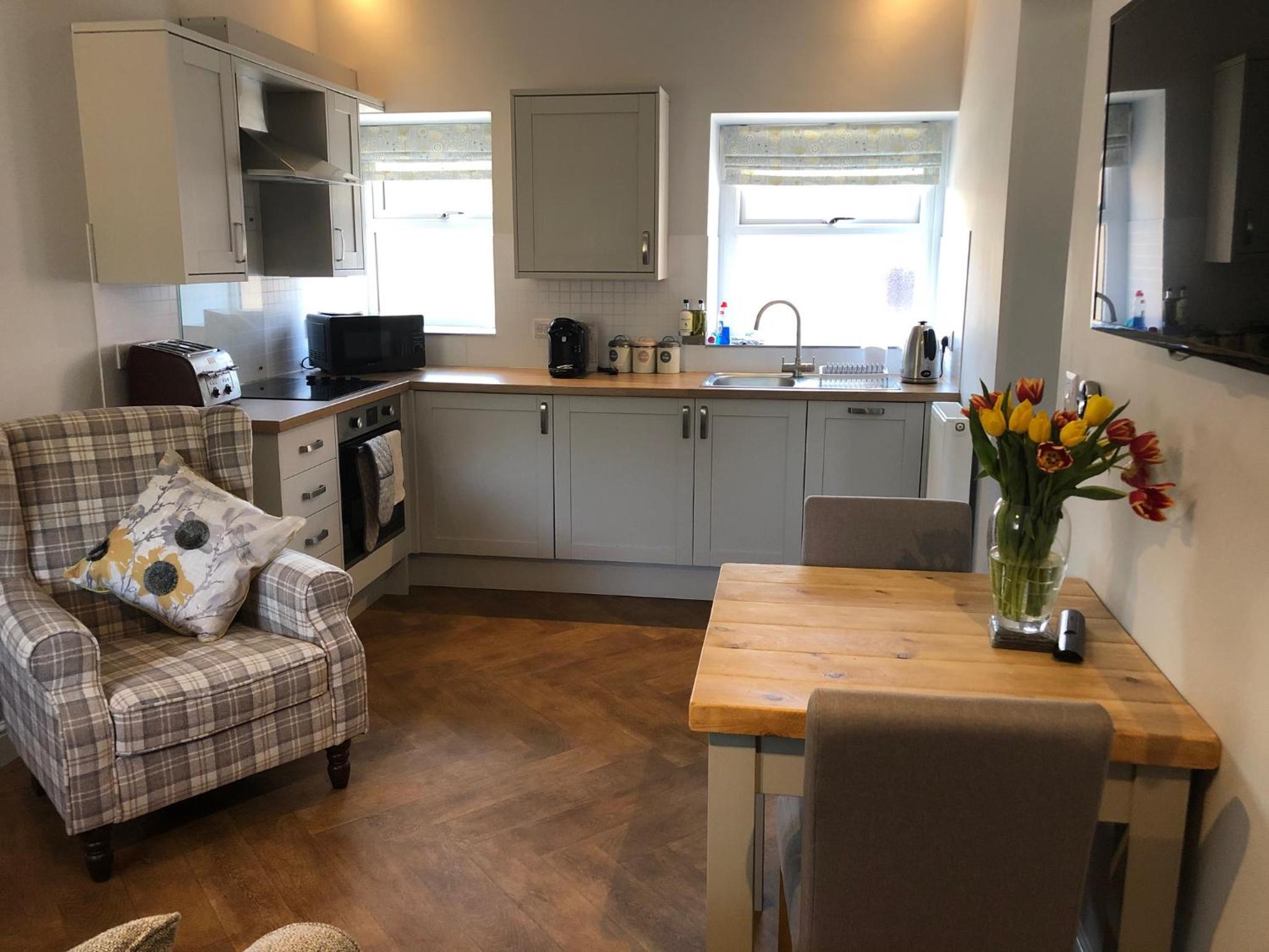 The Cow 'ouse, Wolds Way Holiday Cottages, 1 bed cottage view 3