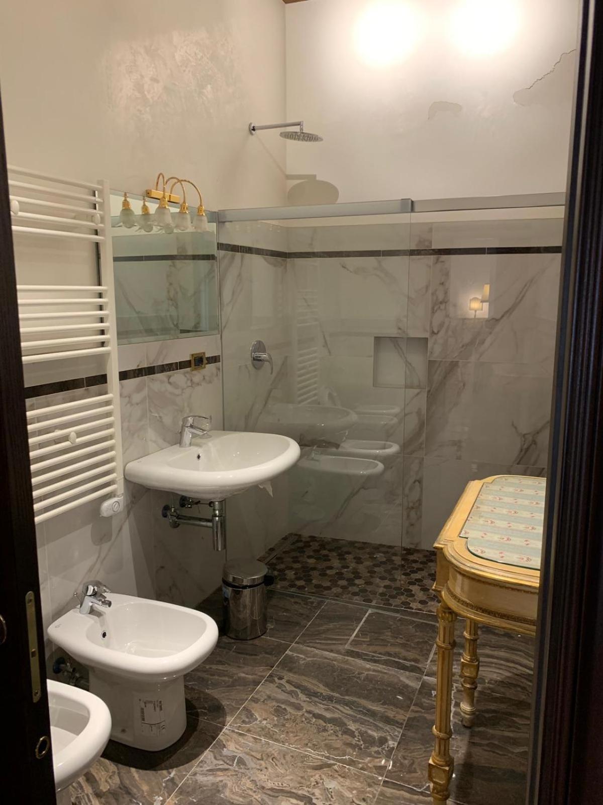 Luxury Apartment in San Marco with Canal View