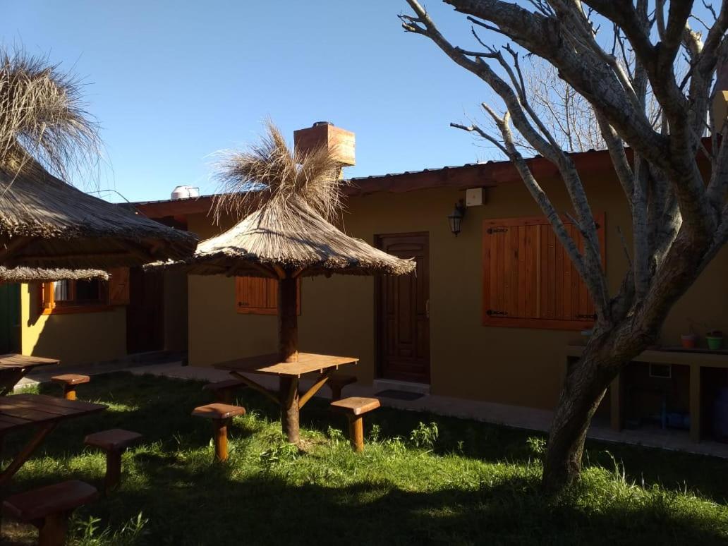 LAS ACACIAS