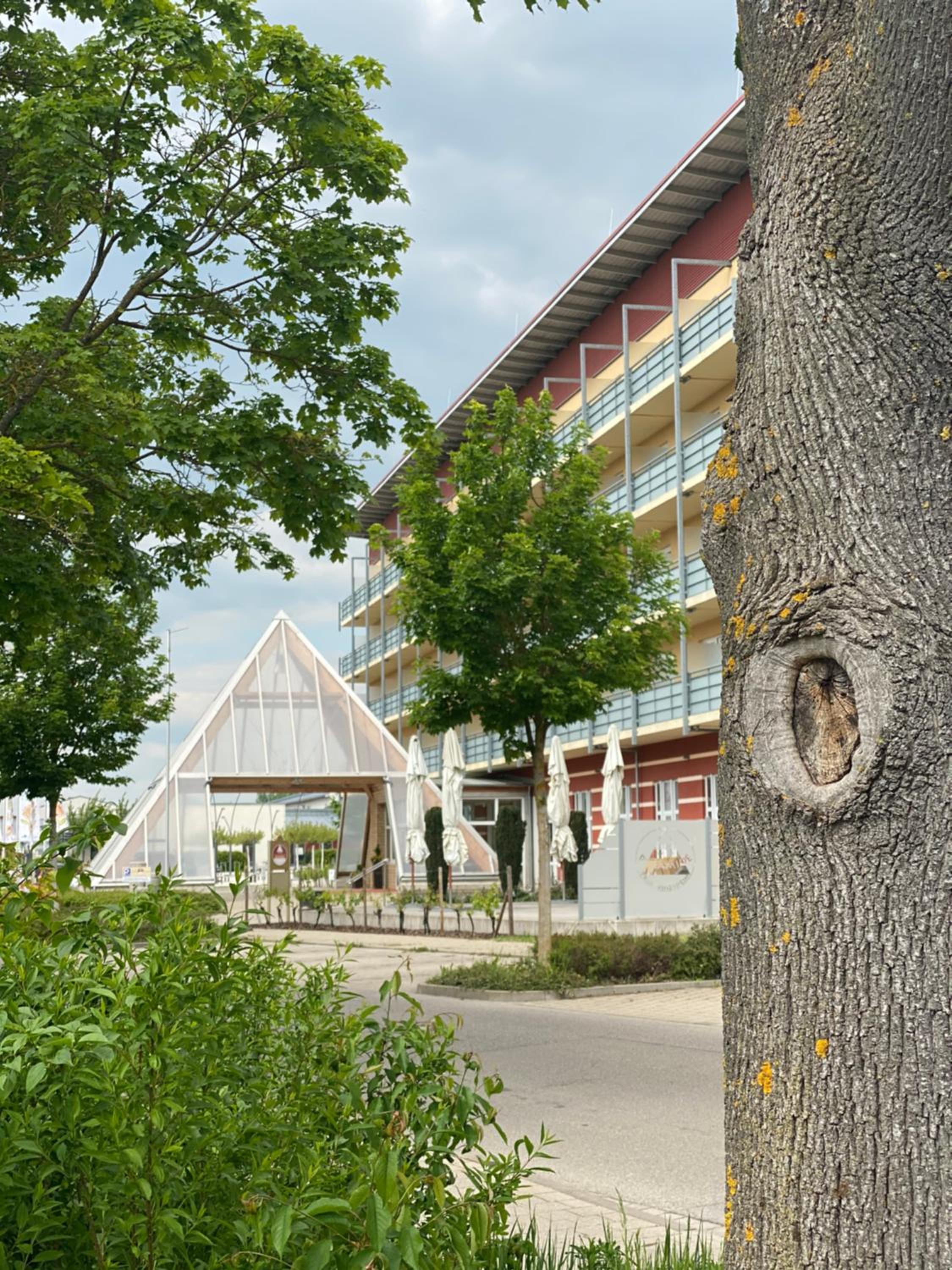 Kurhotel Pyramide Bad Windsheim en Bad Windsheim