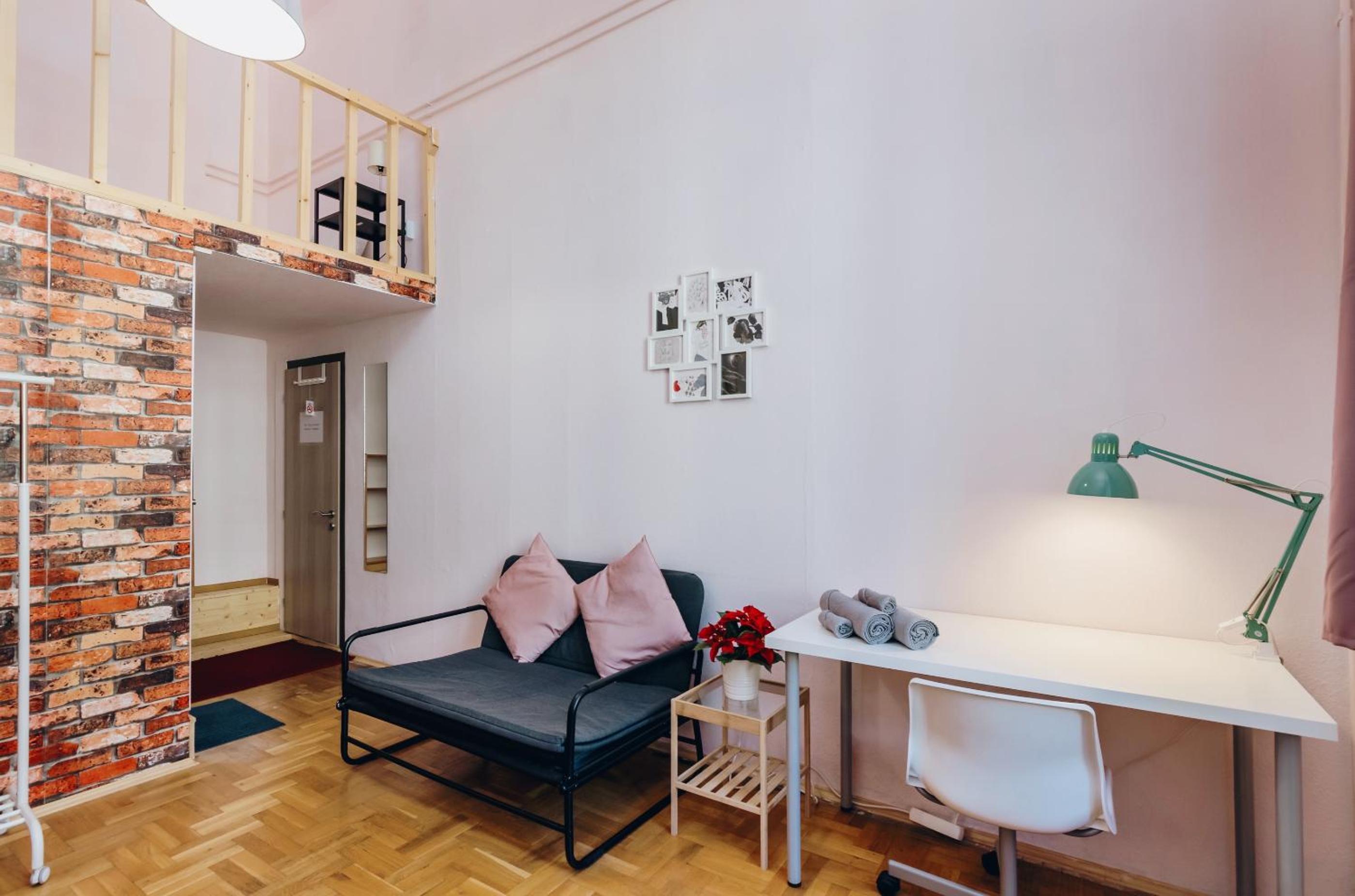 Budapest Three Cats Hostel - Image 2