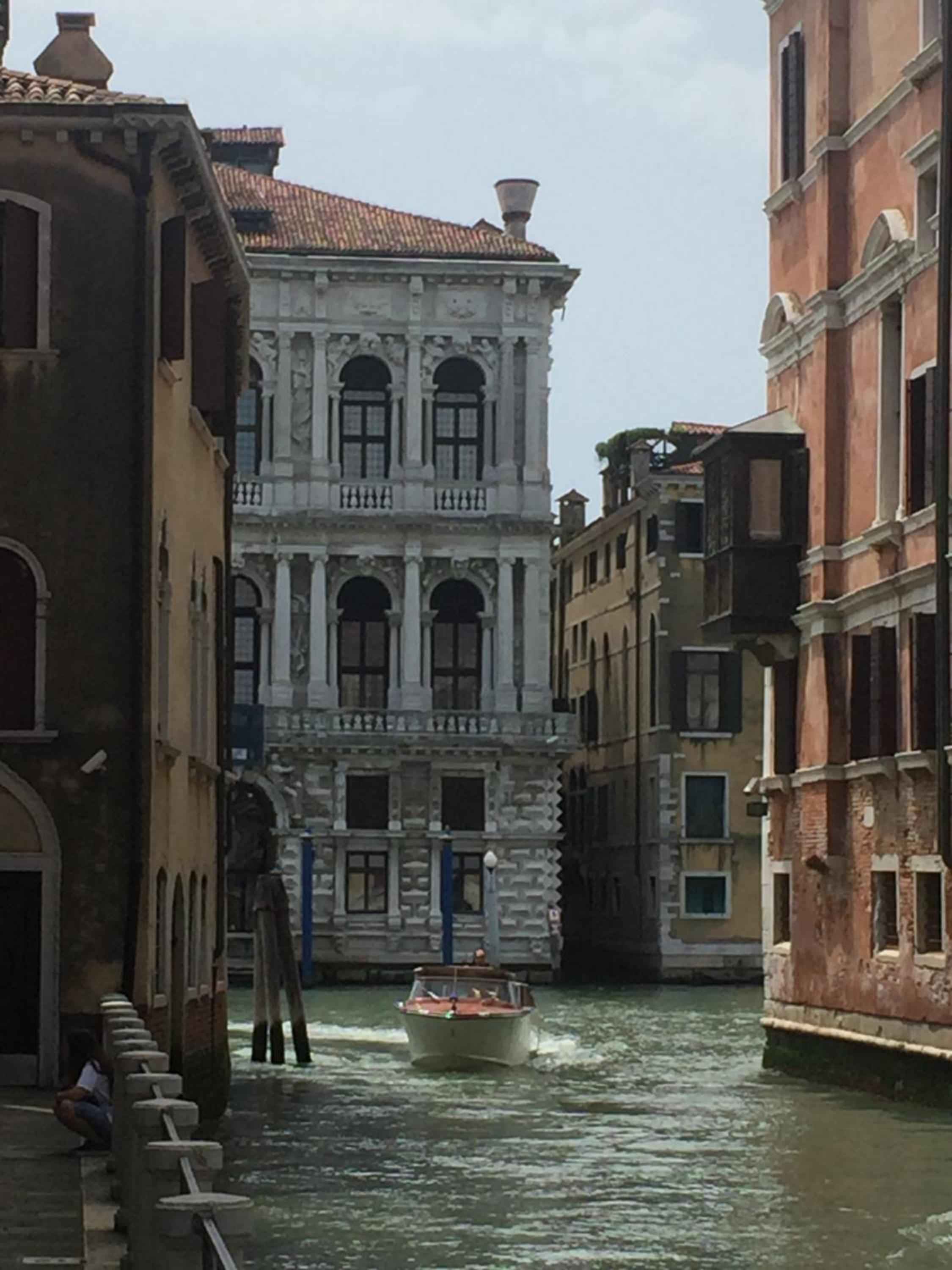 TINTORETTO 4, 3 GRANDI CAMERE DA LETTO, 2 BAGNI