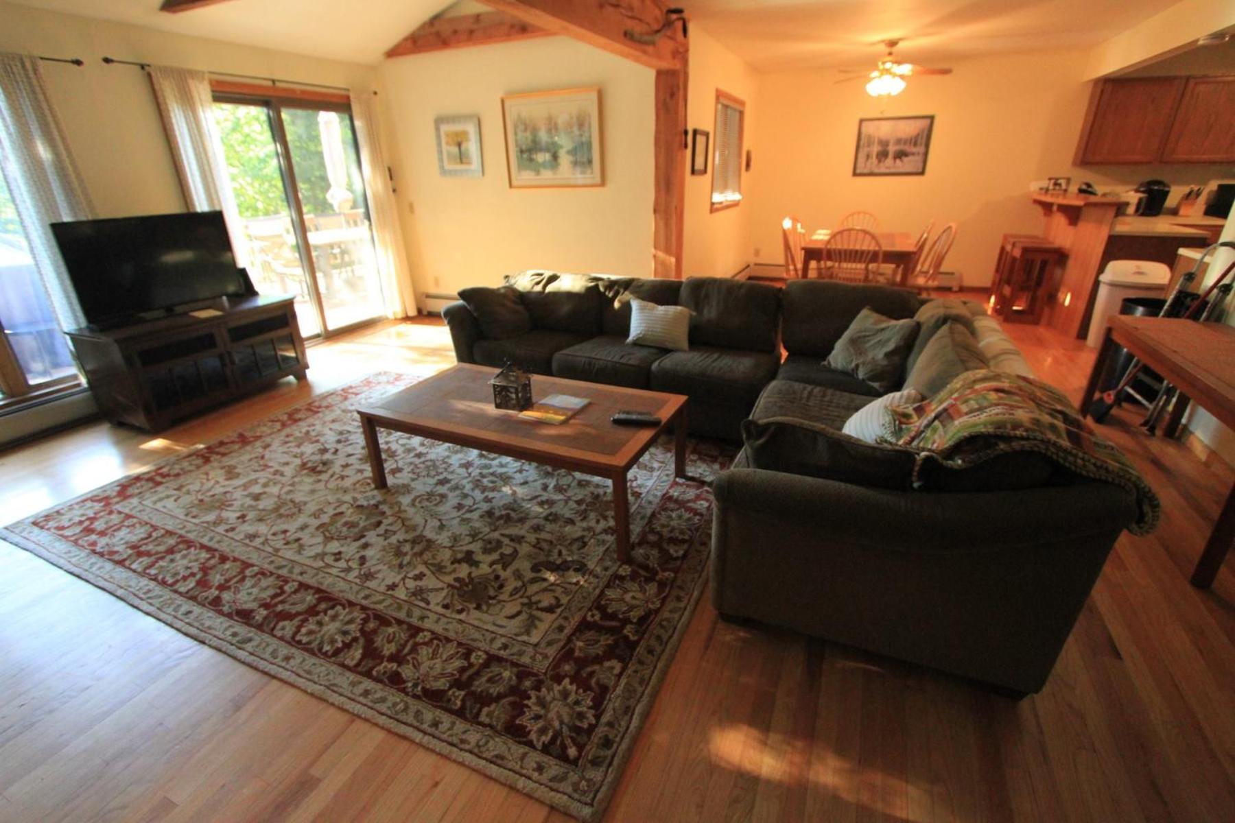 Quaint Stowe Cabin