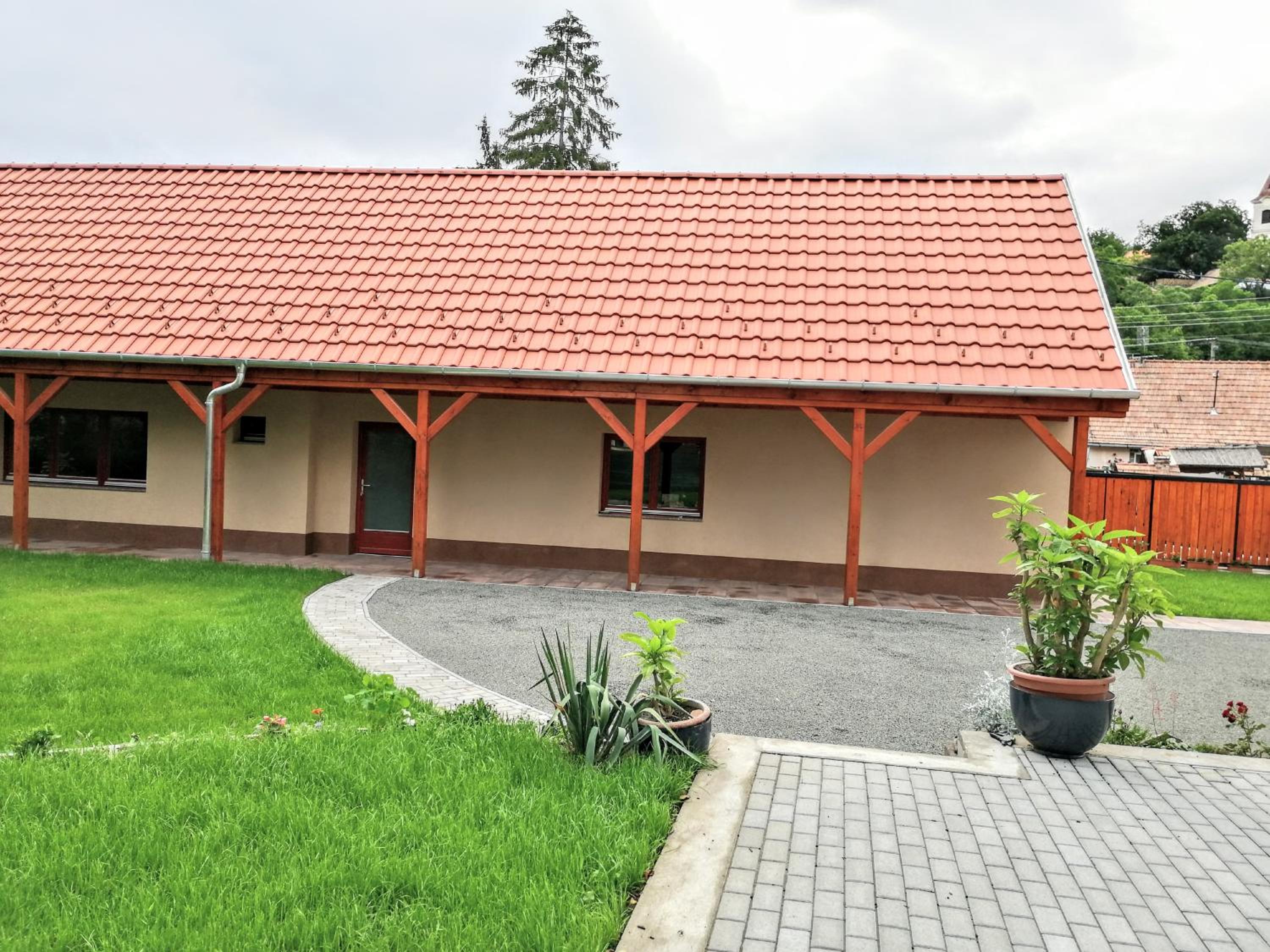 Kishíd Vendégház Pilismarót view 2