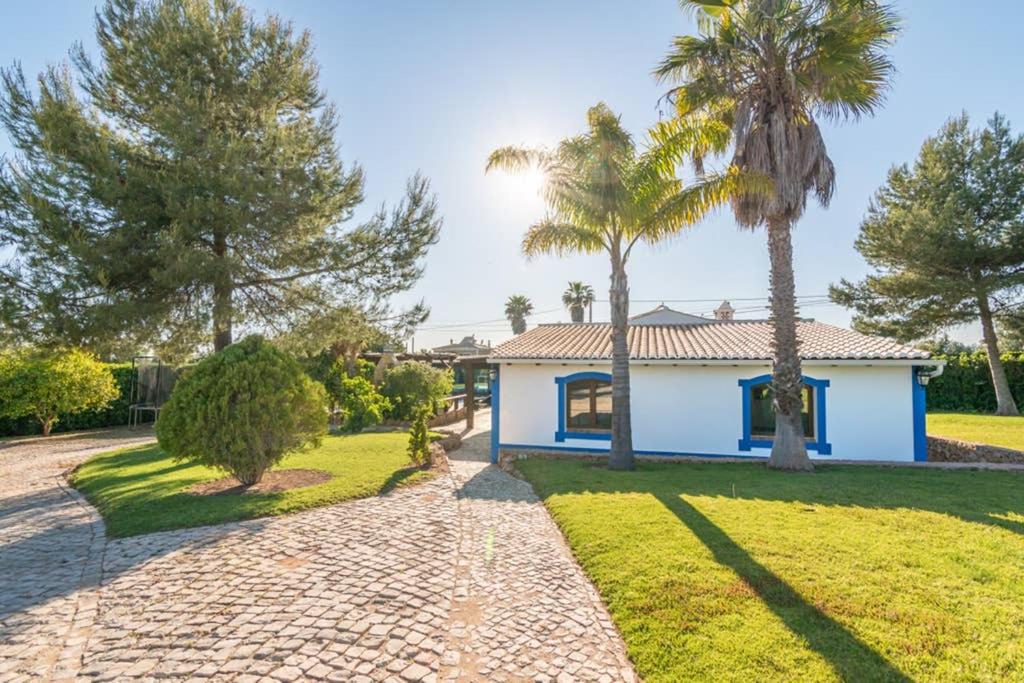 Hotel Villa Charme - Image 1