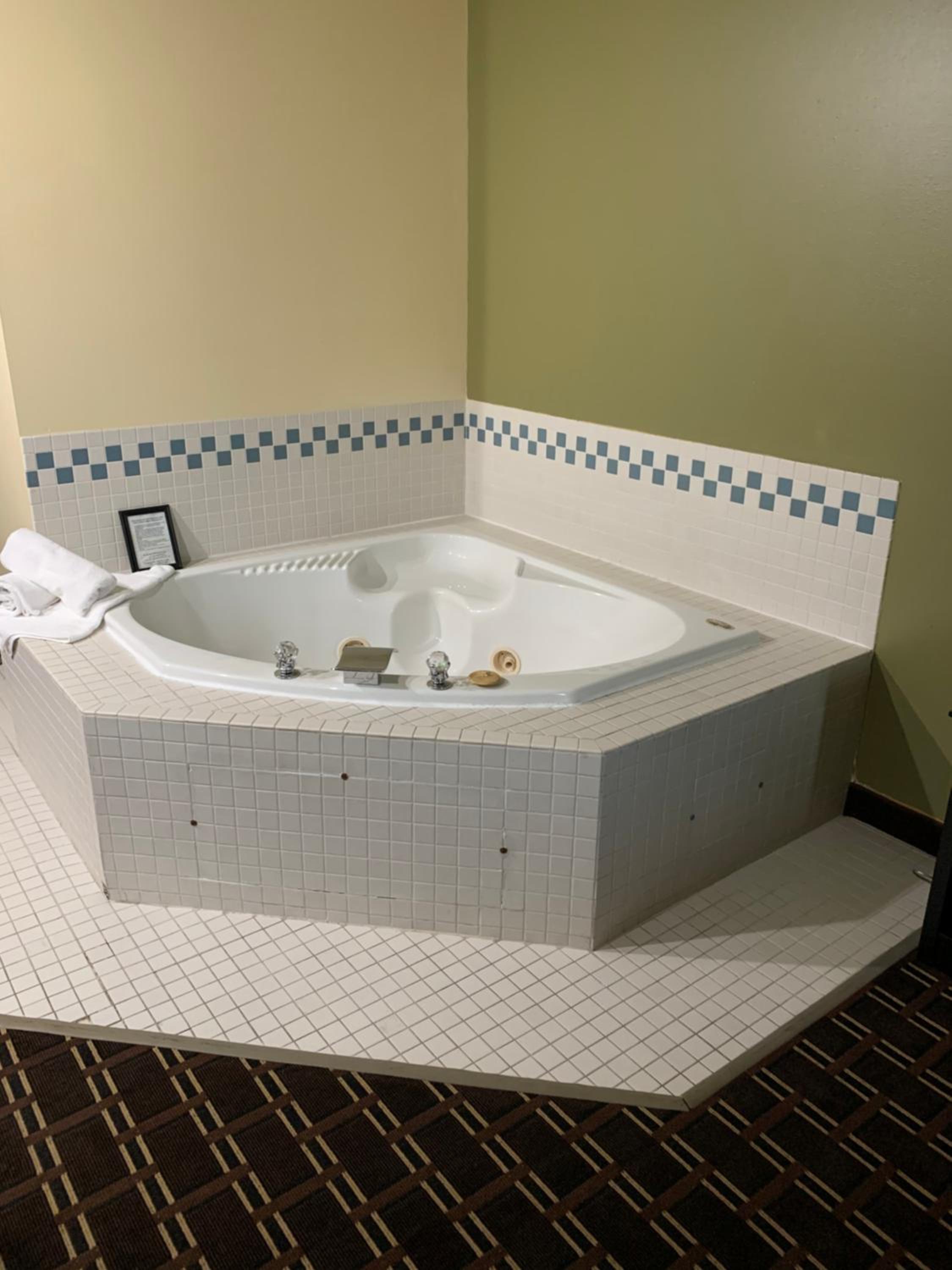 Super 8 by Wyndham Watertown WI view 5