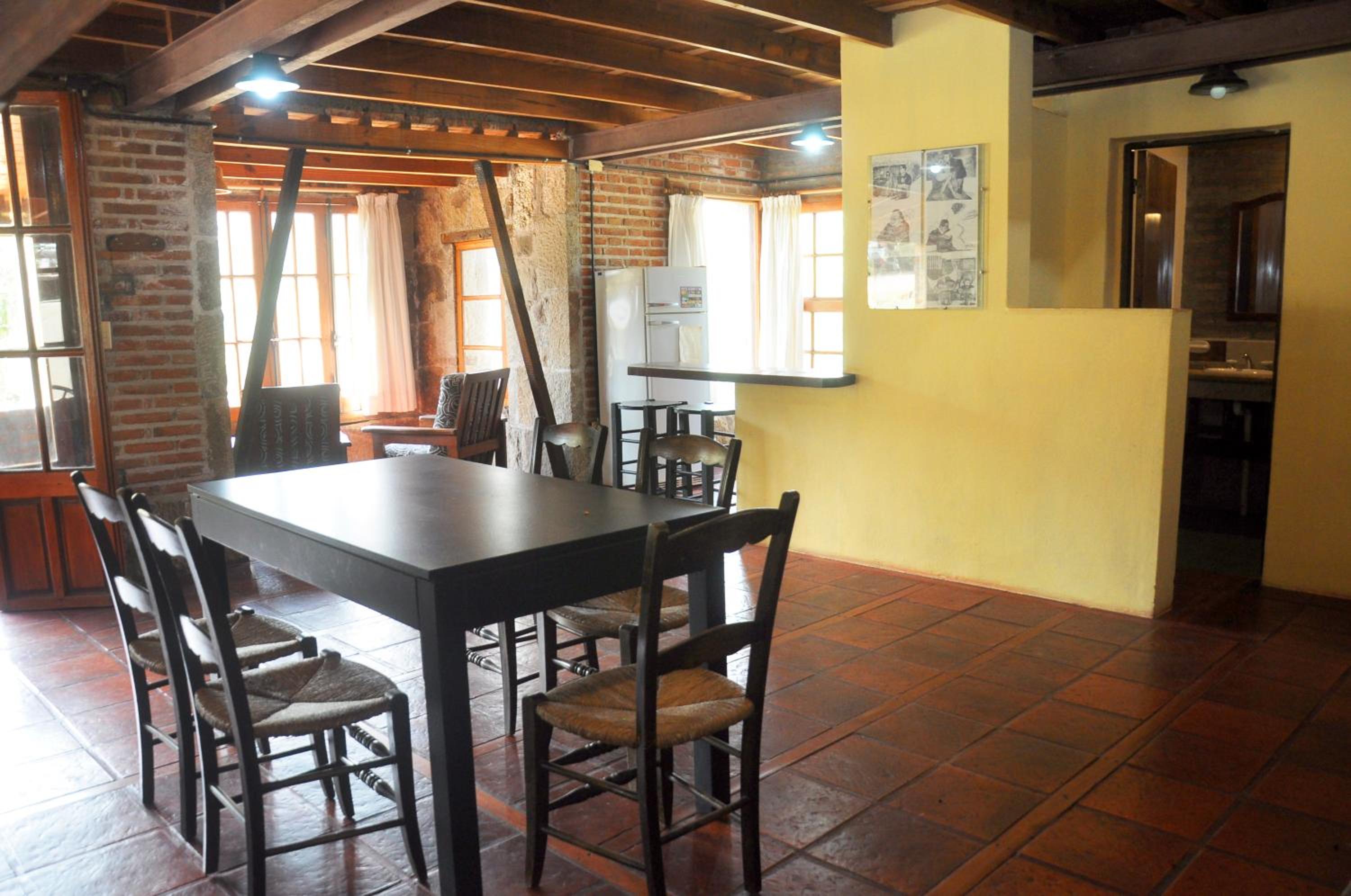 LA TOMA Complejo de Montaña - Cabañas y Habitaciones en Hosteria