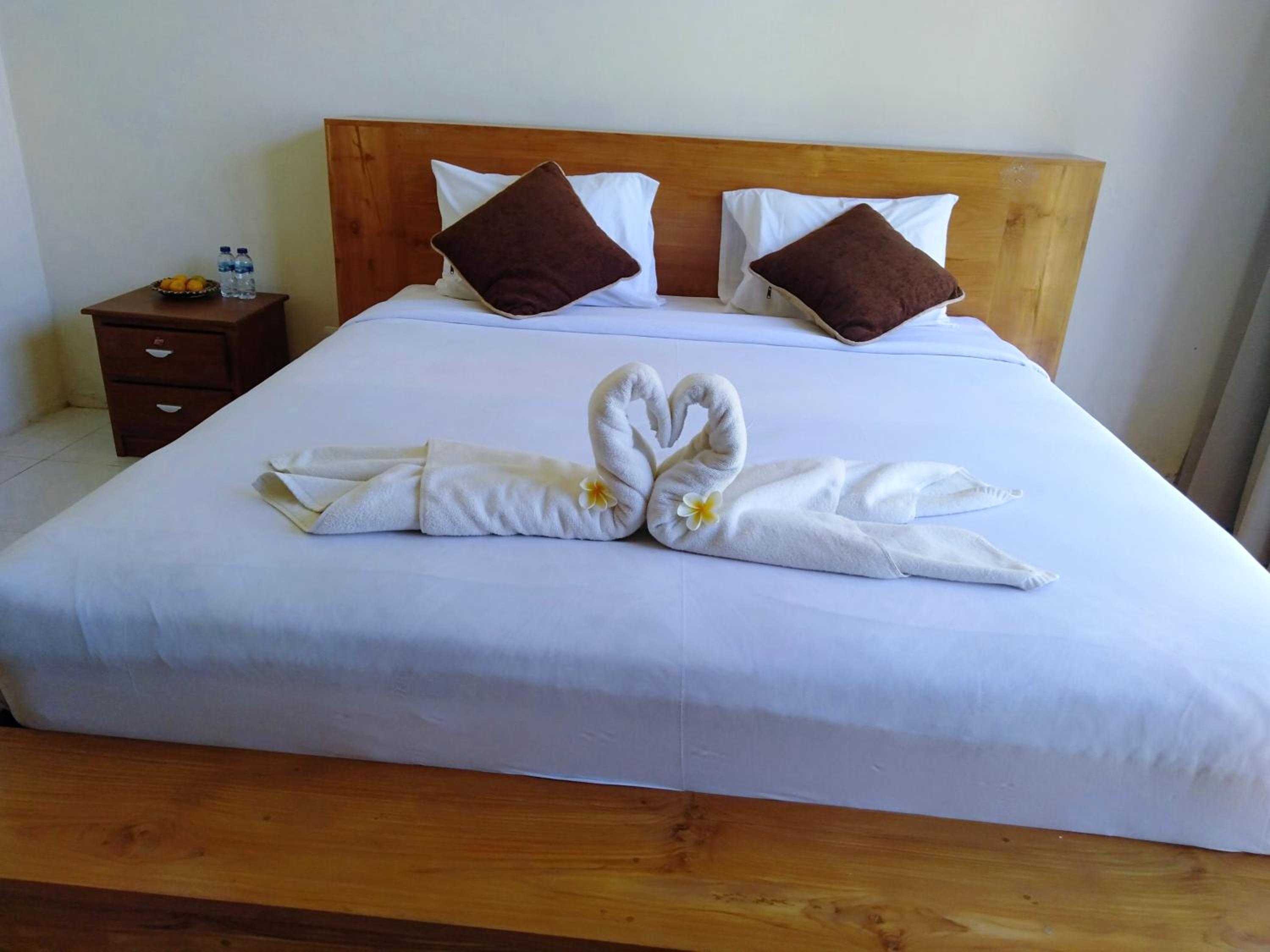 Segara Healing Villa with Hot Spring view 2