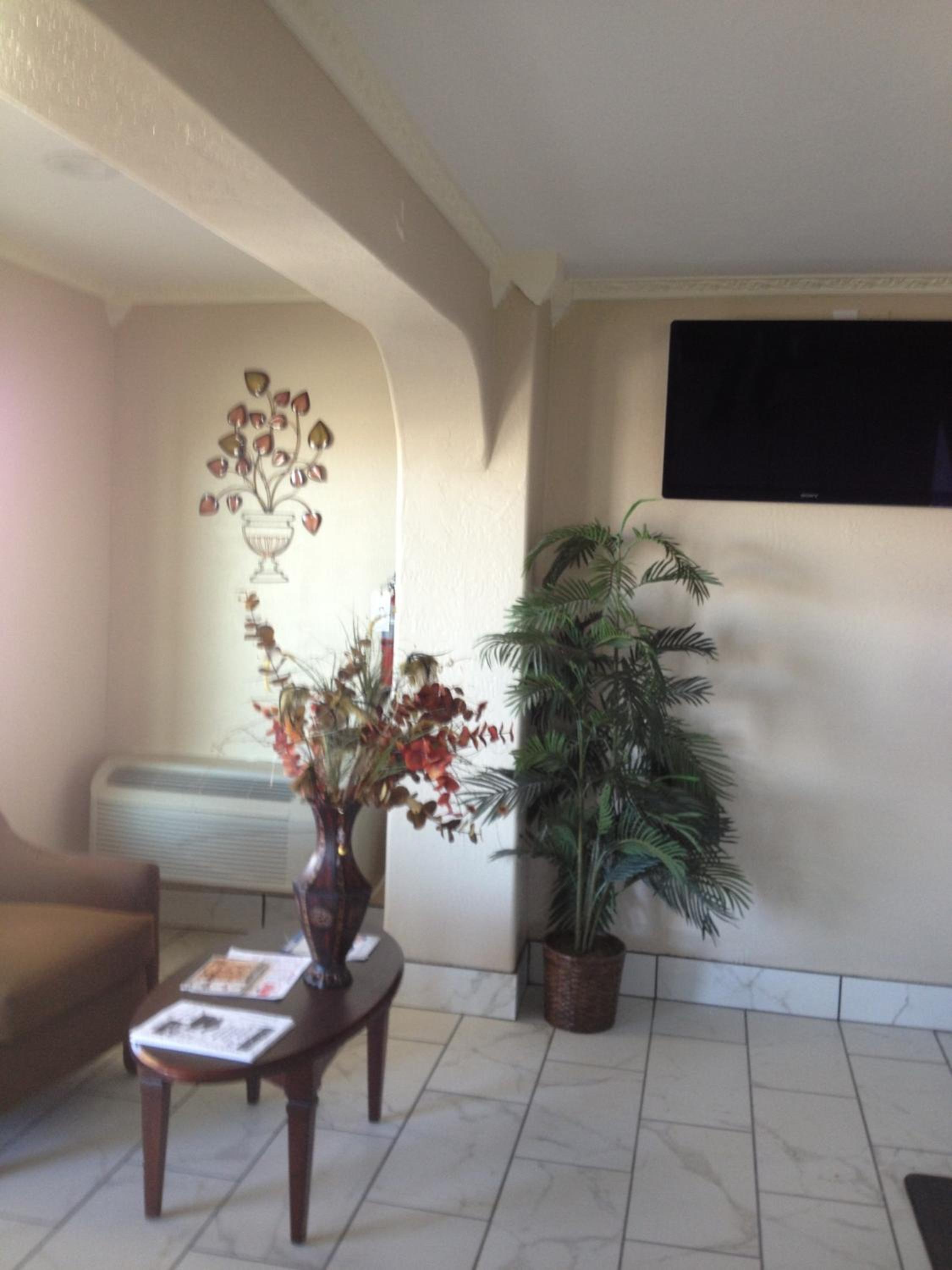 Executive Inn Snyder