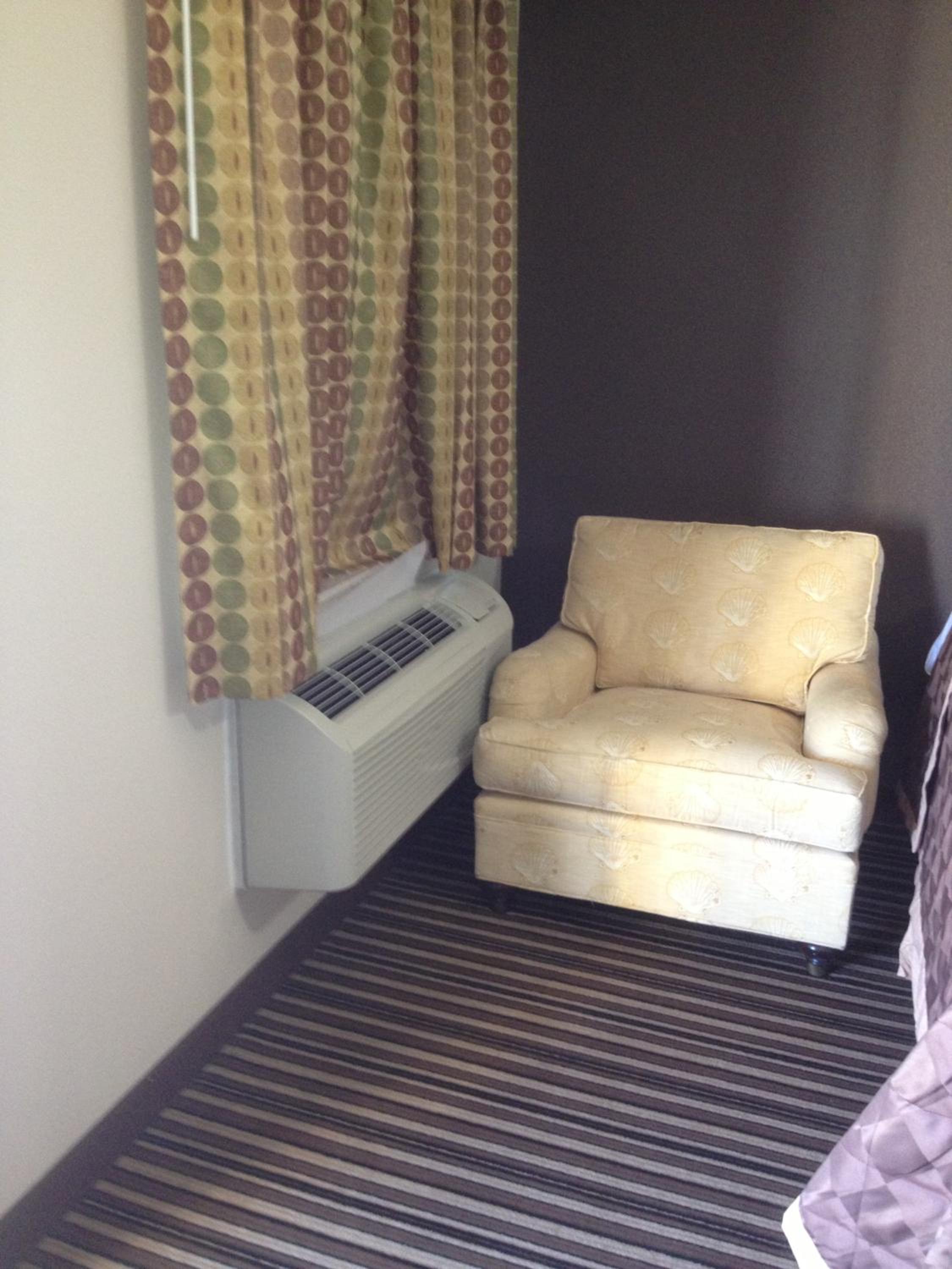 Executive Inn Snyder