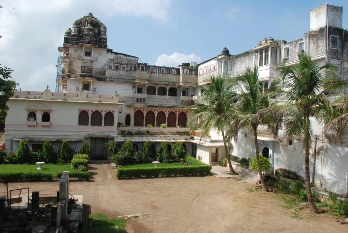 Heritage Krishna Palace Athana view 5