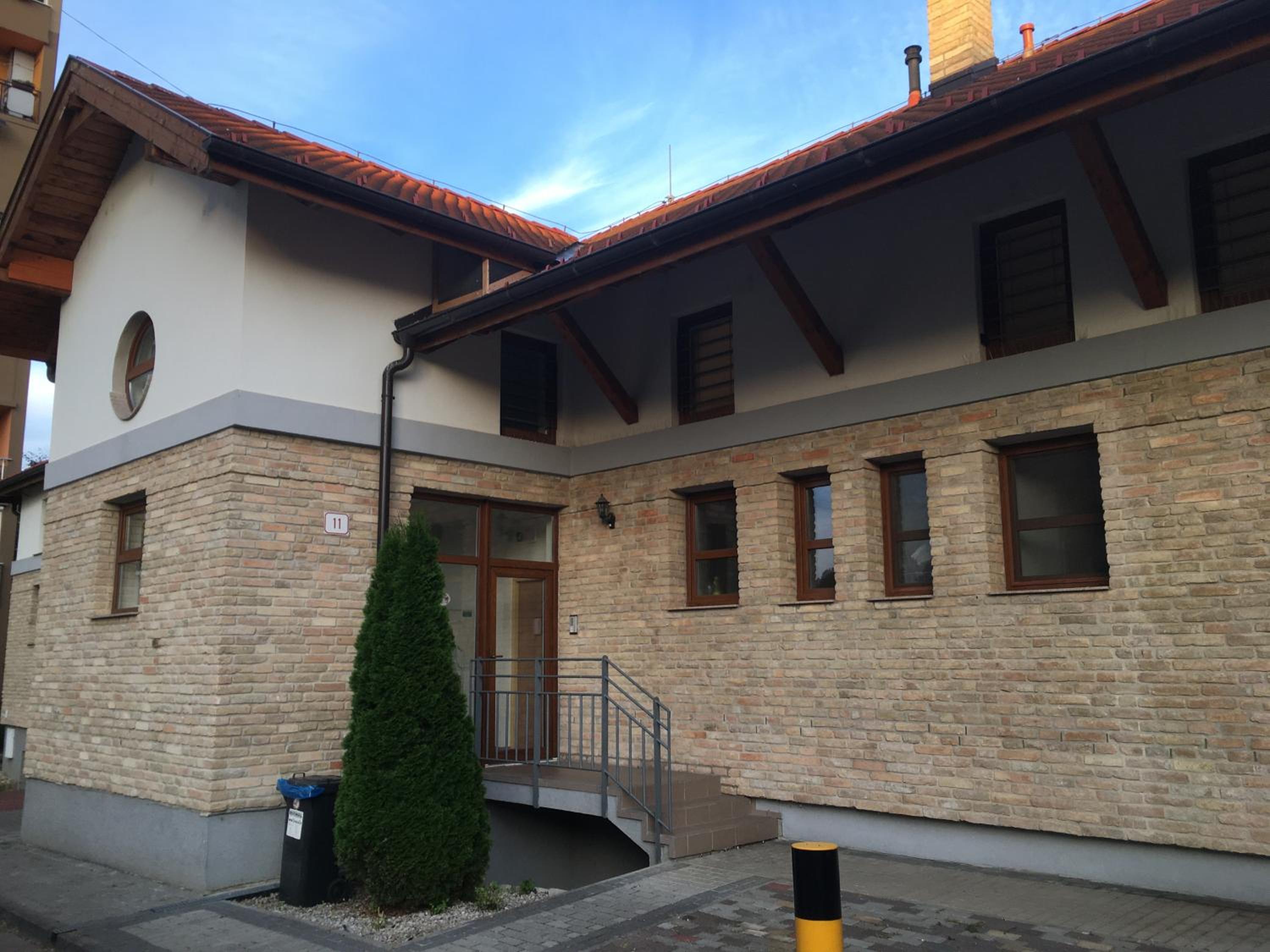 Photo 27