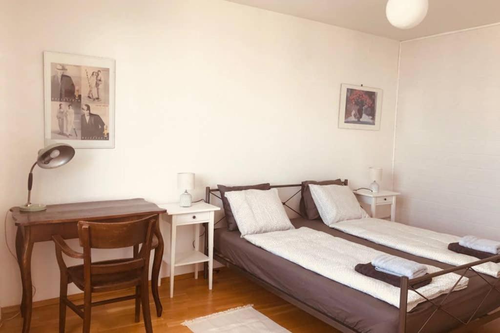 Mitten im Achten. Zentrale Wohnung in Wien