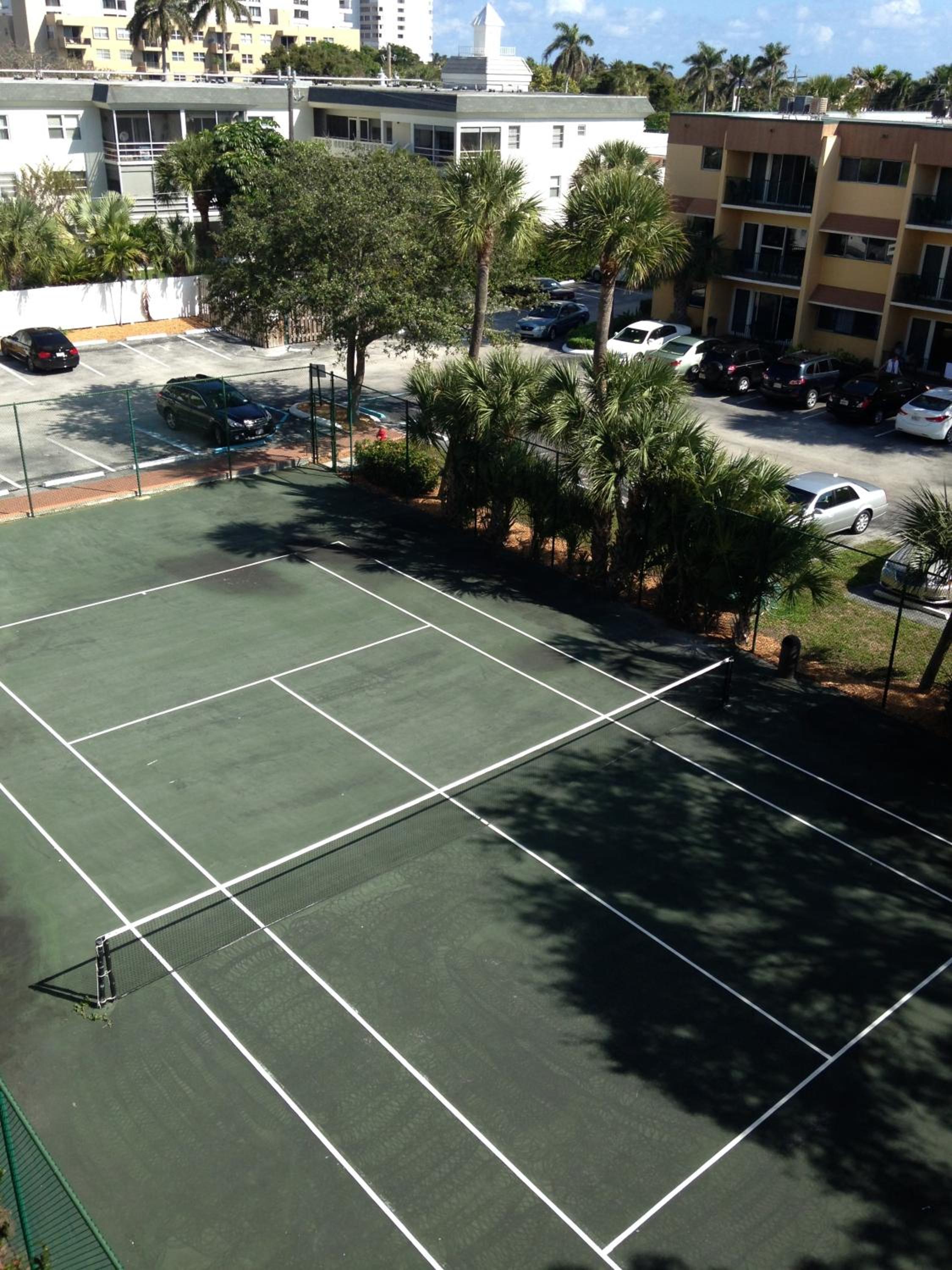 Surfsider Resort - A Timeshare Resort