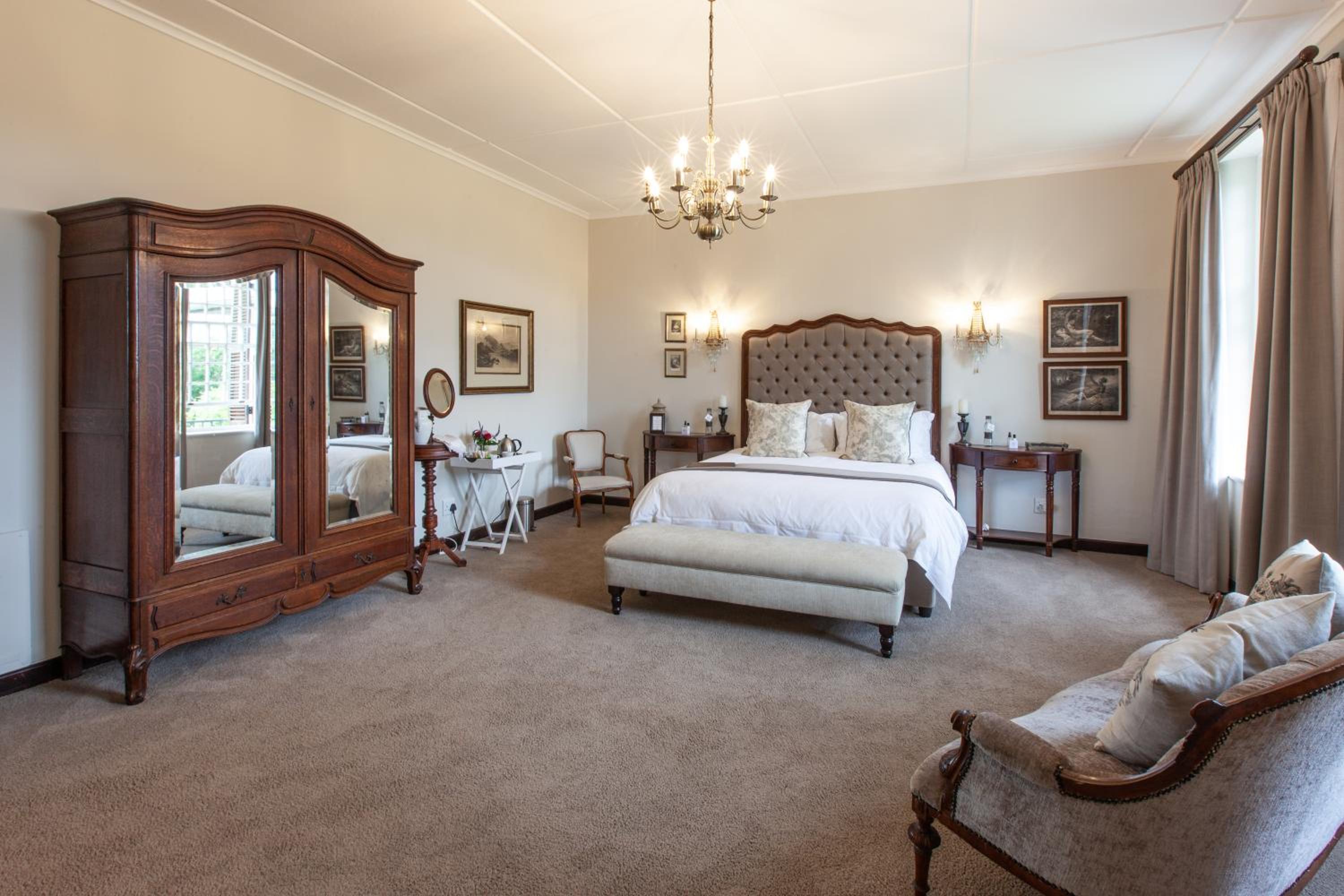 Elgin Vintners Country House view 3