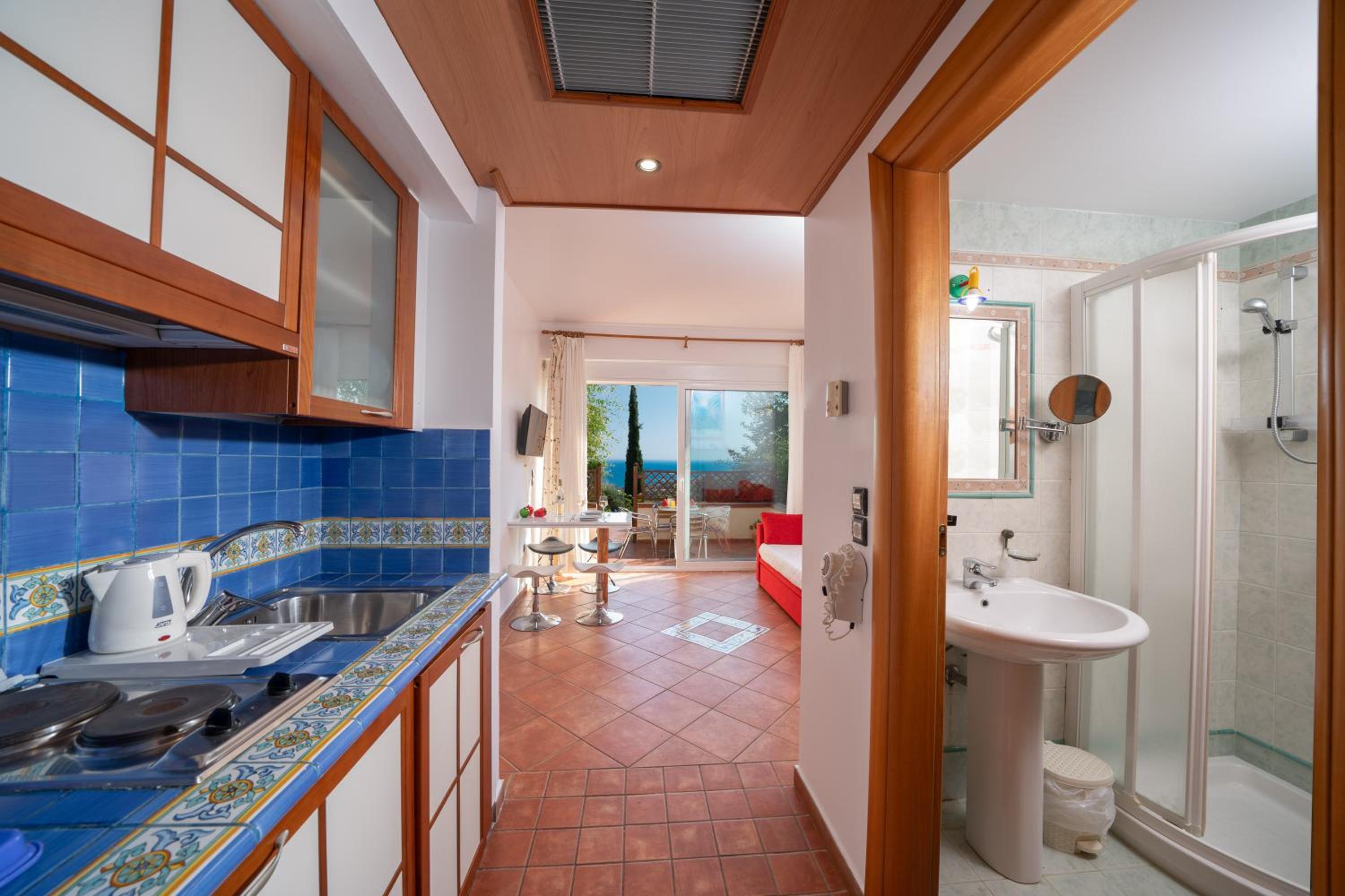 Felix Residence & Lucia Simona Villas