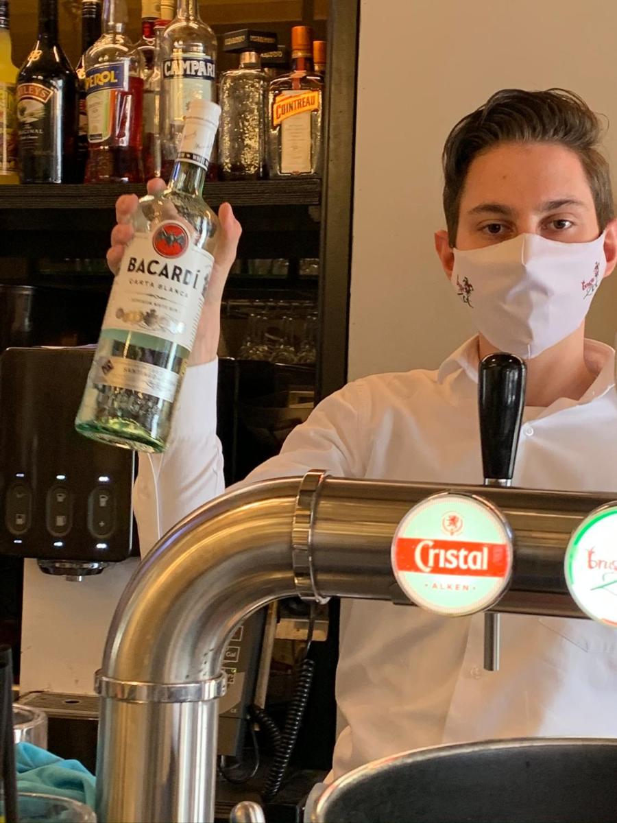 bar