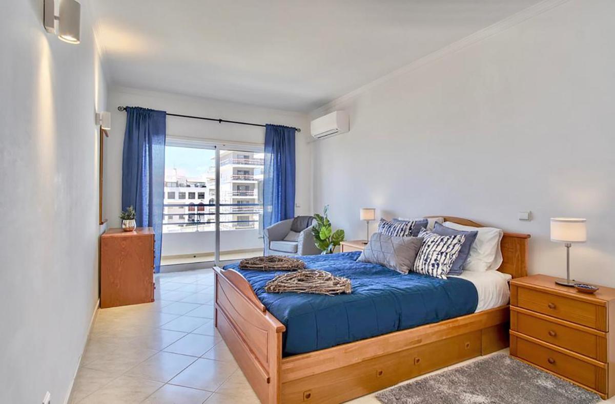 Colina Sol T2 Quarteira Beach view 5