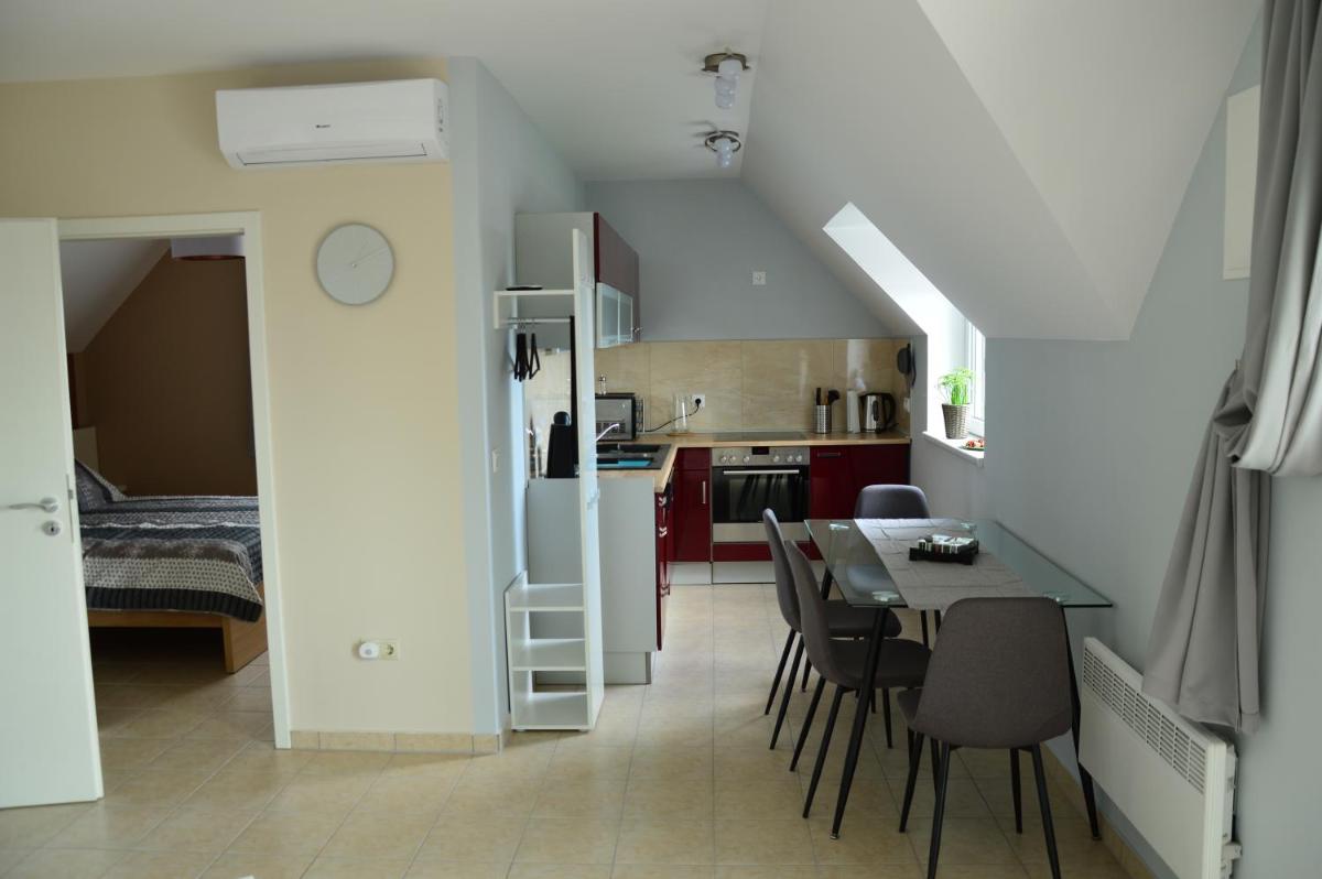 Fügefa Apartman view 3
