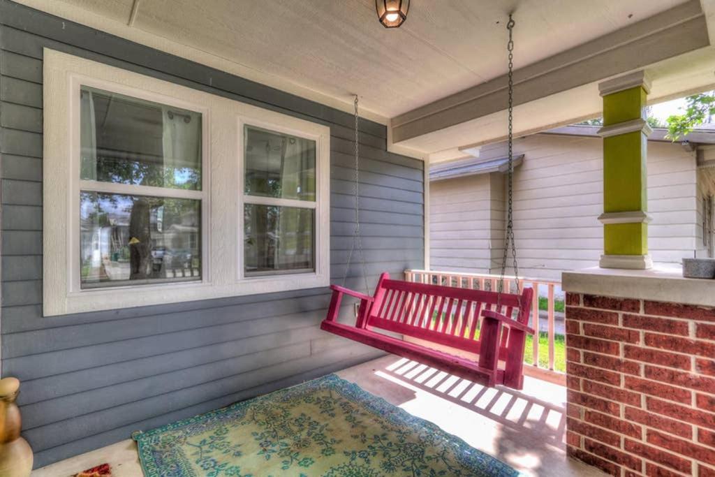 Vals Eclectic Classen Cottage