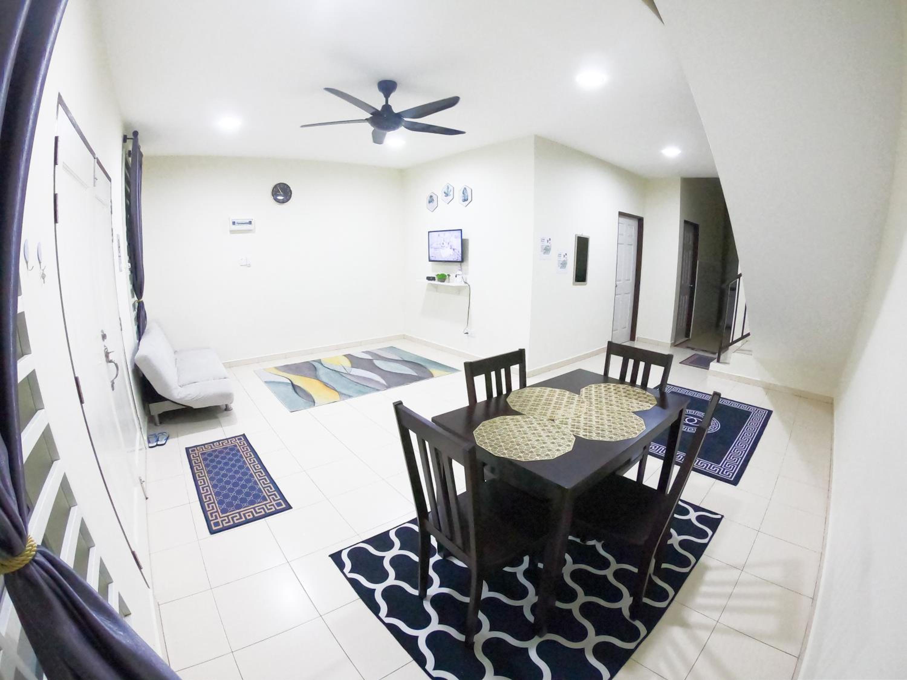 AYNA Homestay 5 minutes to Marang Jetty photo 3