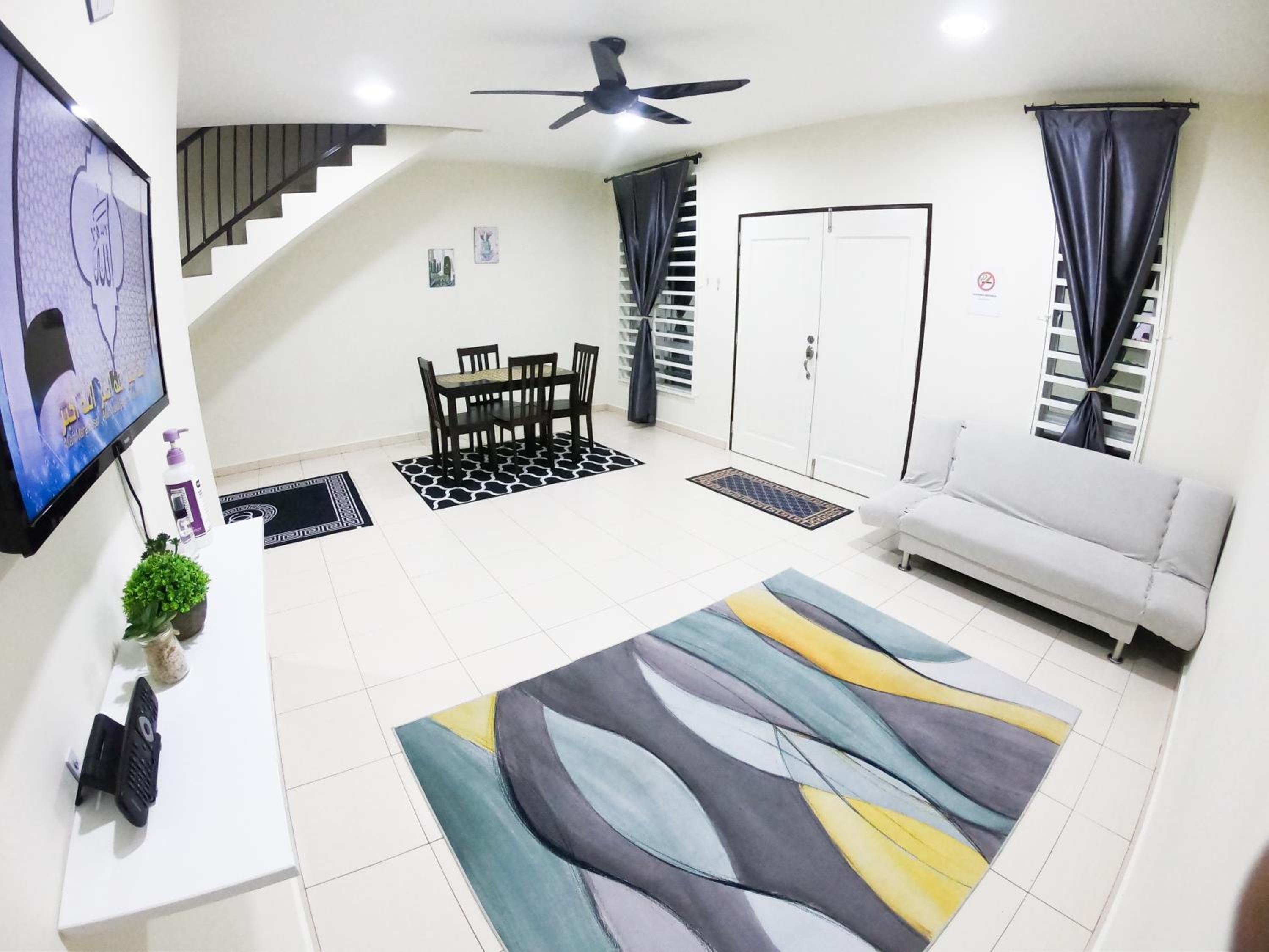 AYNA Homestay 5 minutes to Marang Jetty photo 8