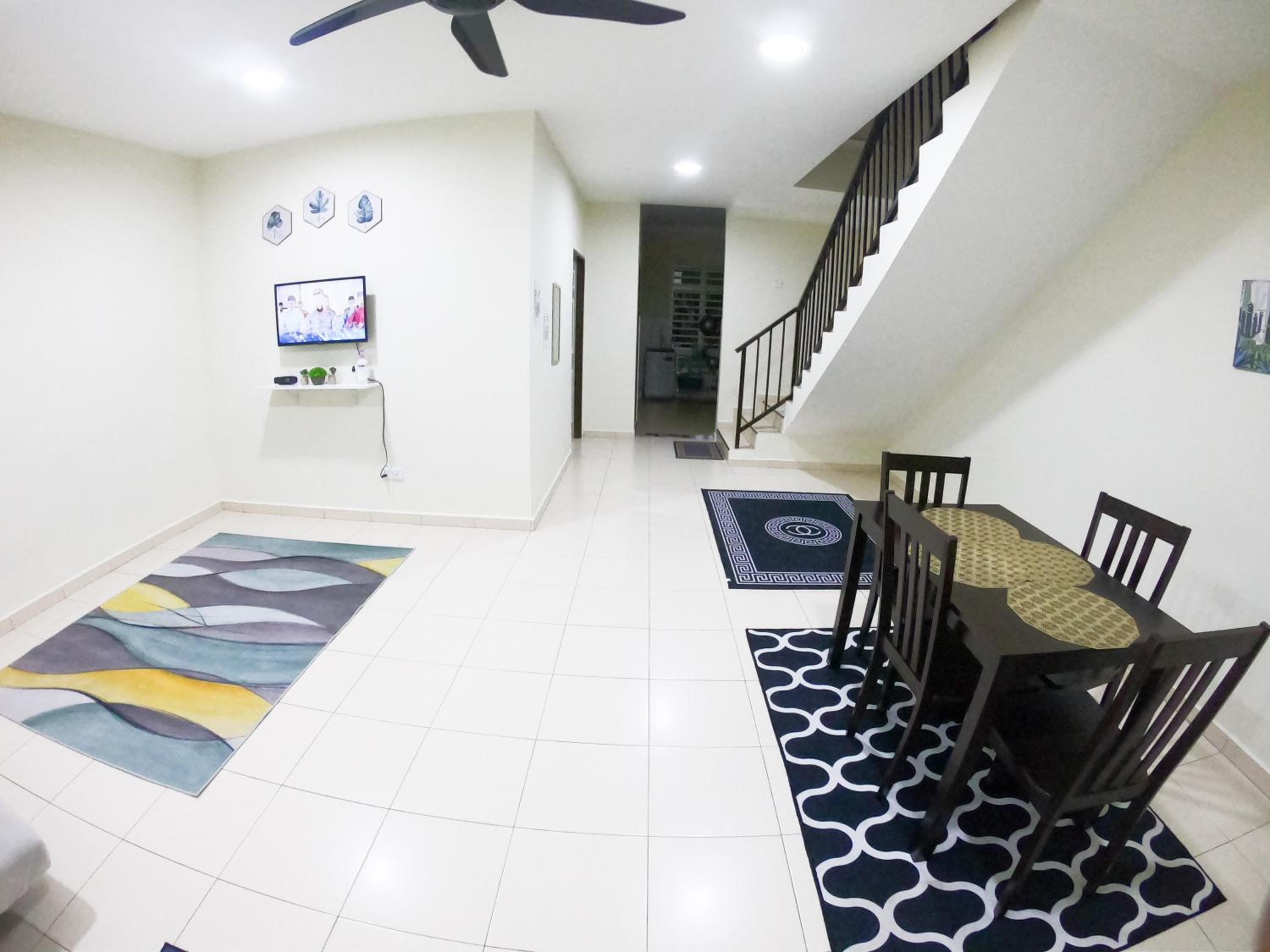 AYNA Homestay 5 minutes to Marang Jetty photo 2