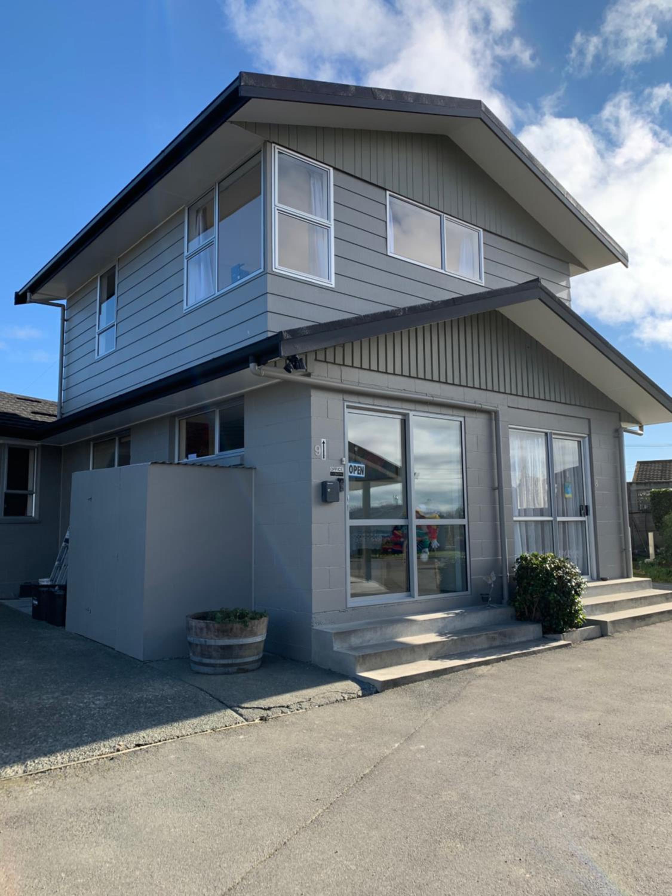 Kingswood Motel view 5