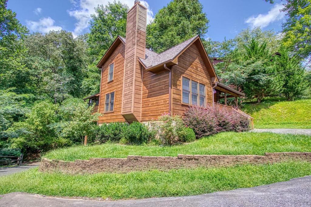 Smoky Mountain Gem view 2