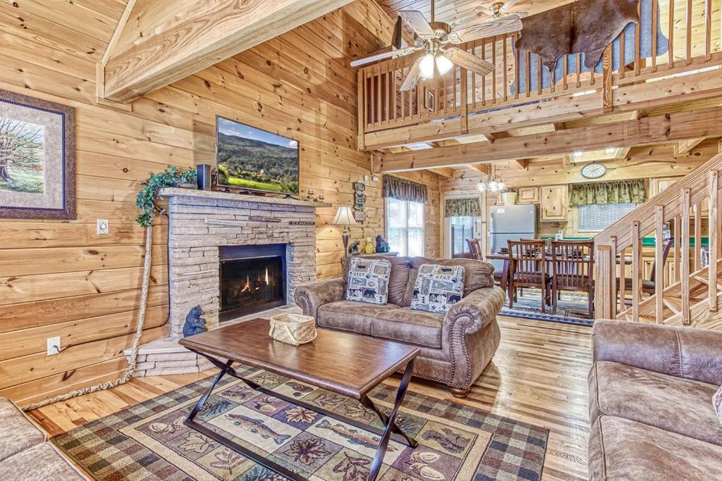 Smoky Mountain Gem view 5